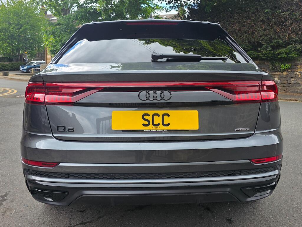 Audi Q8 - Image 7