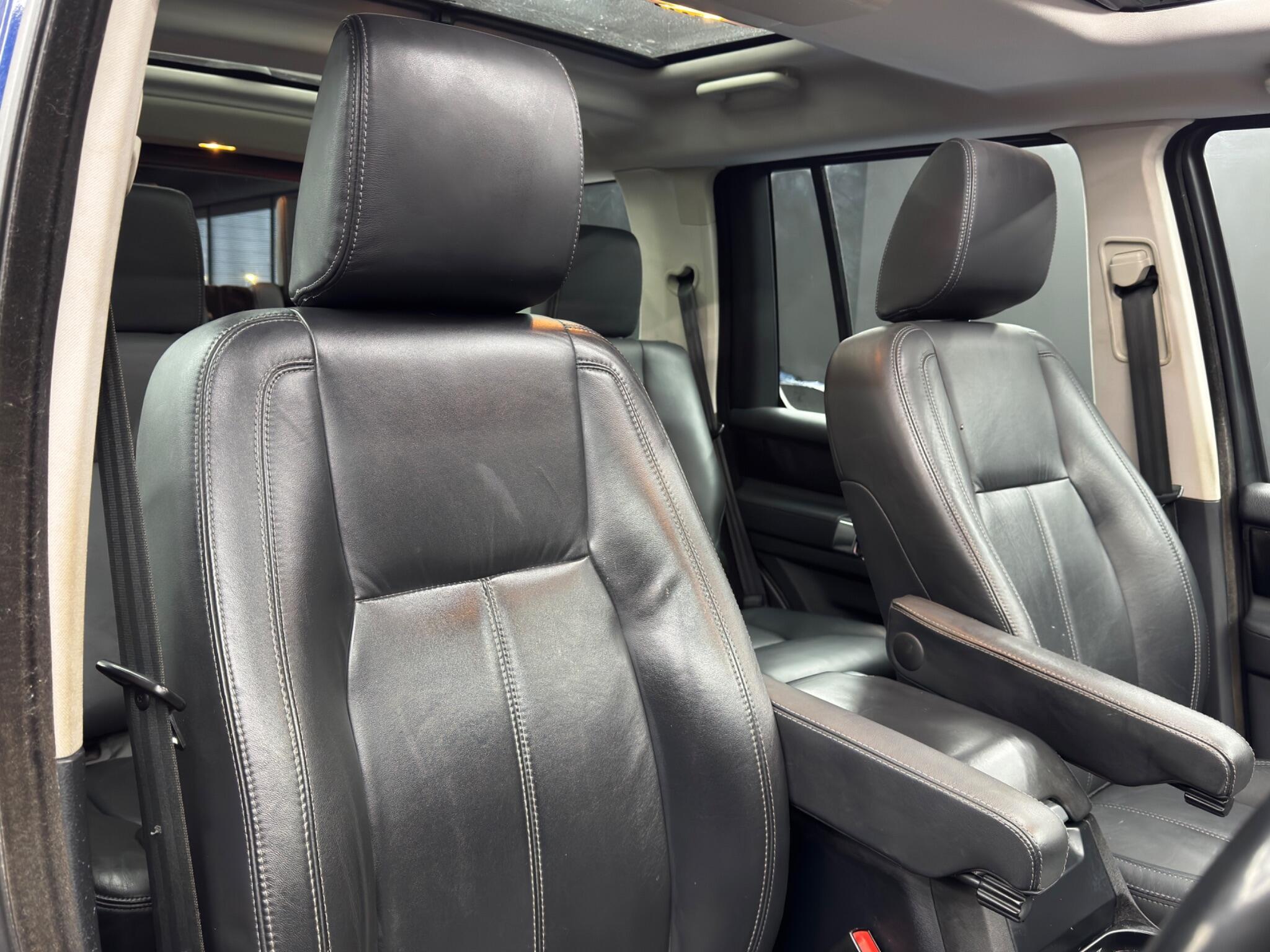 Land Rover DISCOVERY 4 - Image 12