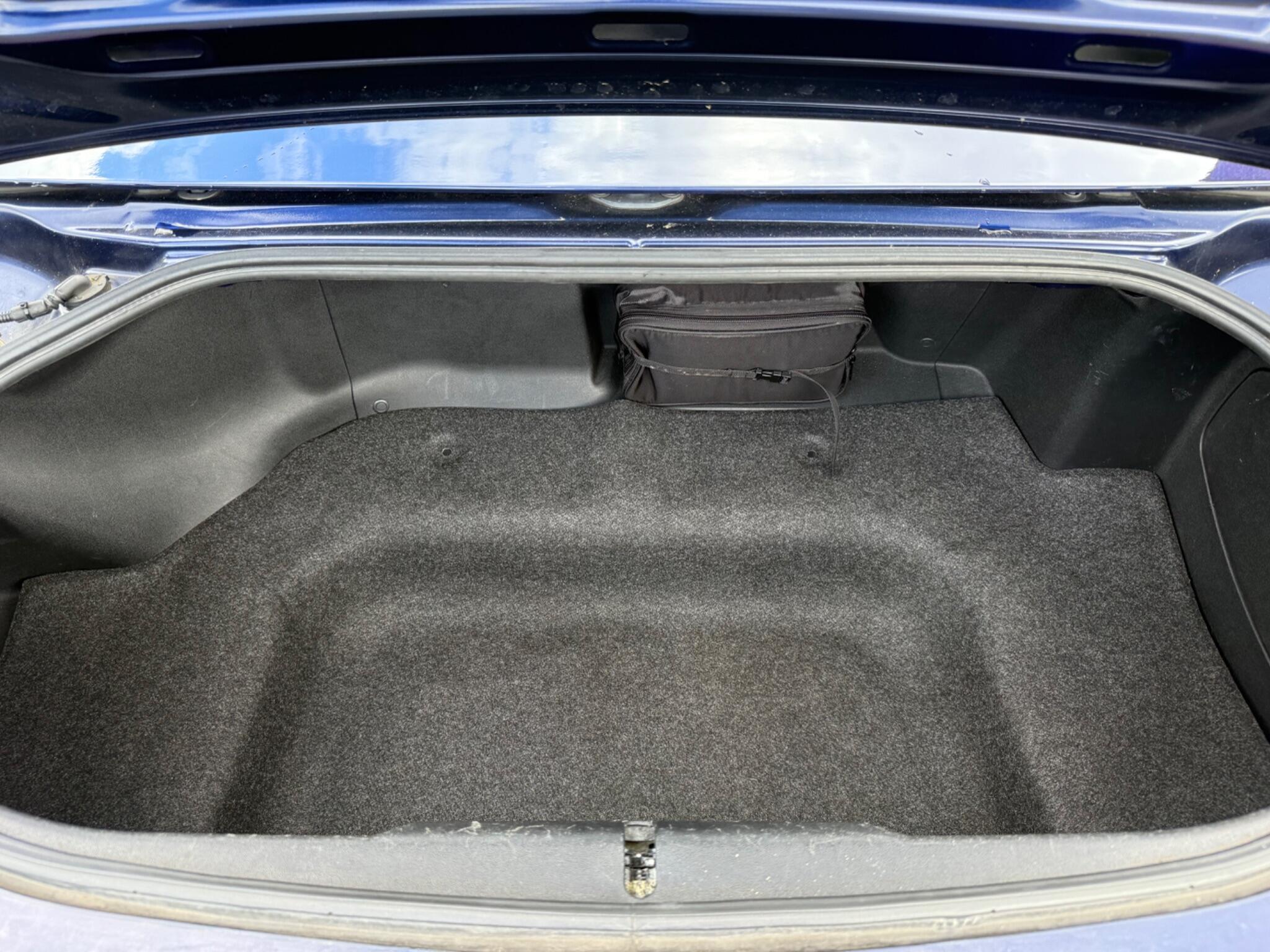 Mazda MX-5 - Image 18