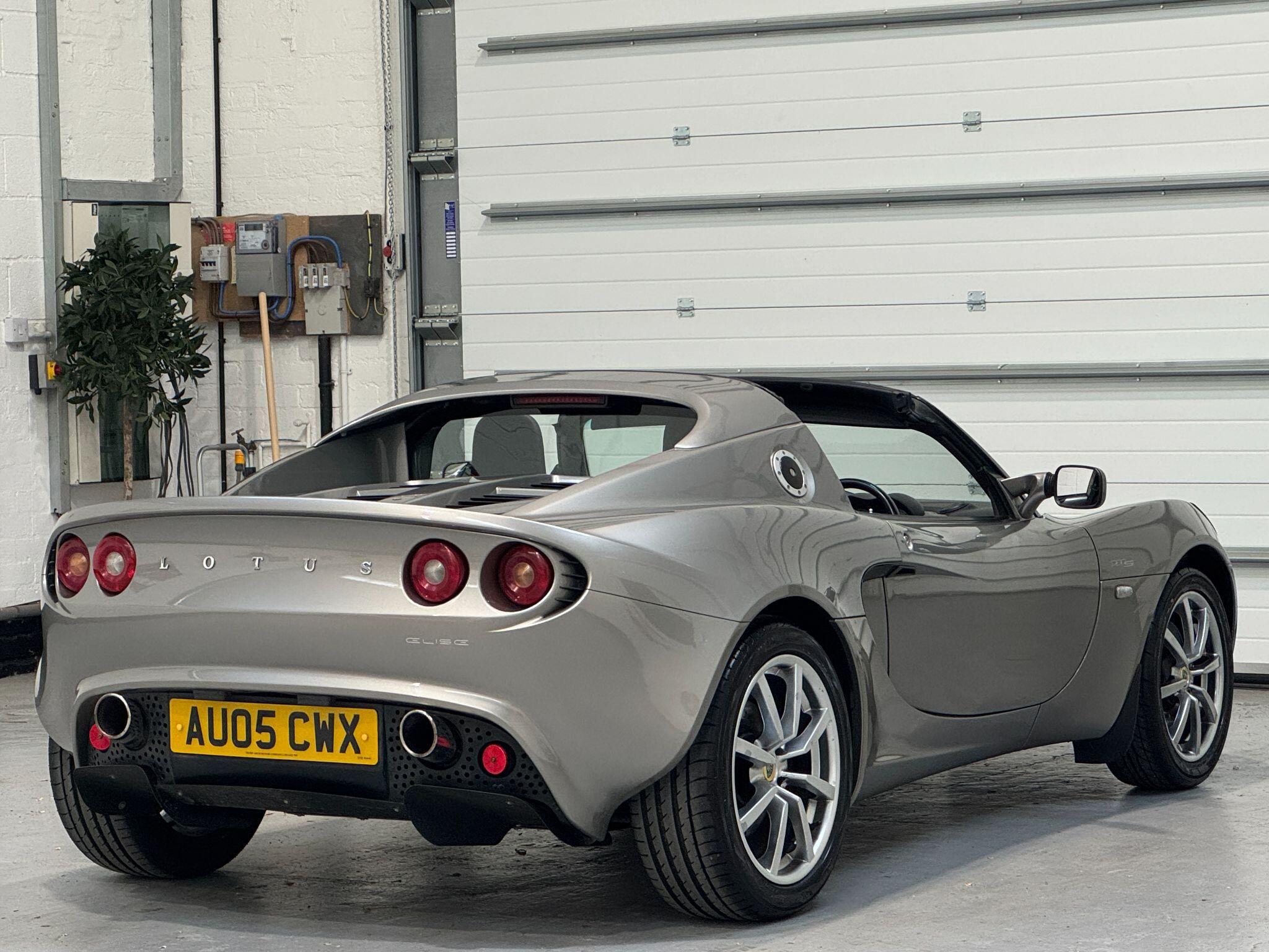 Lotus Elise - Image 13