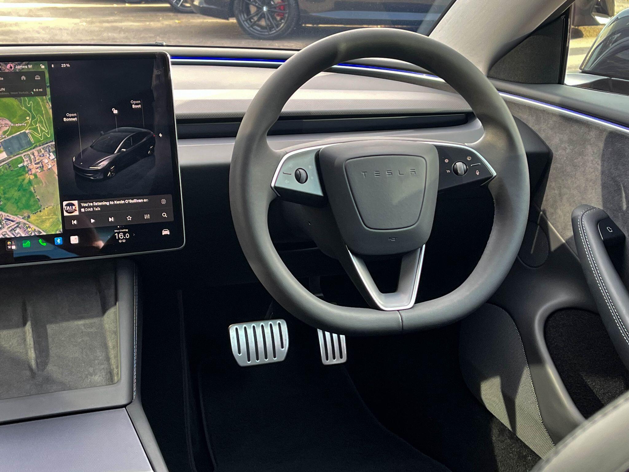 Tesla Model 3 - Image 12