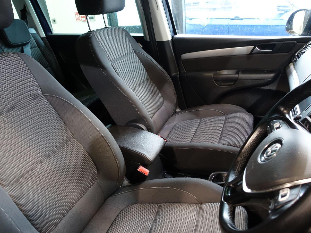 Volkswagen Sharan - Image 17