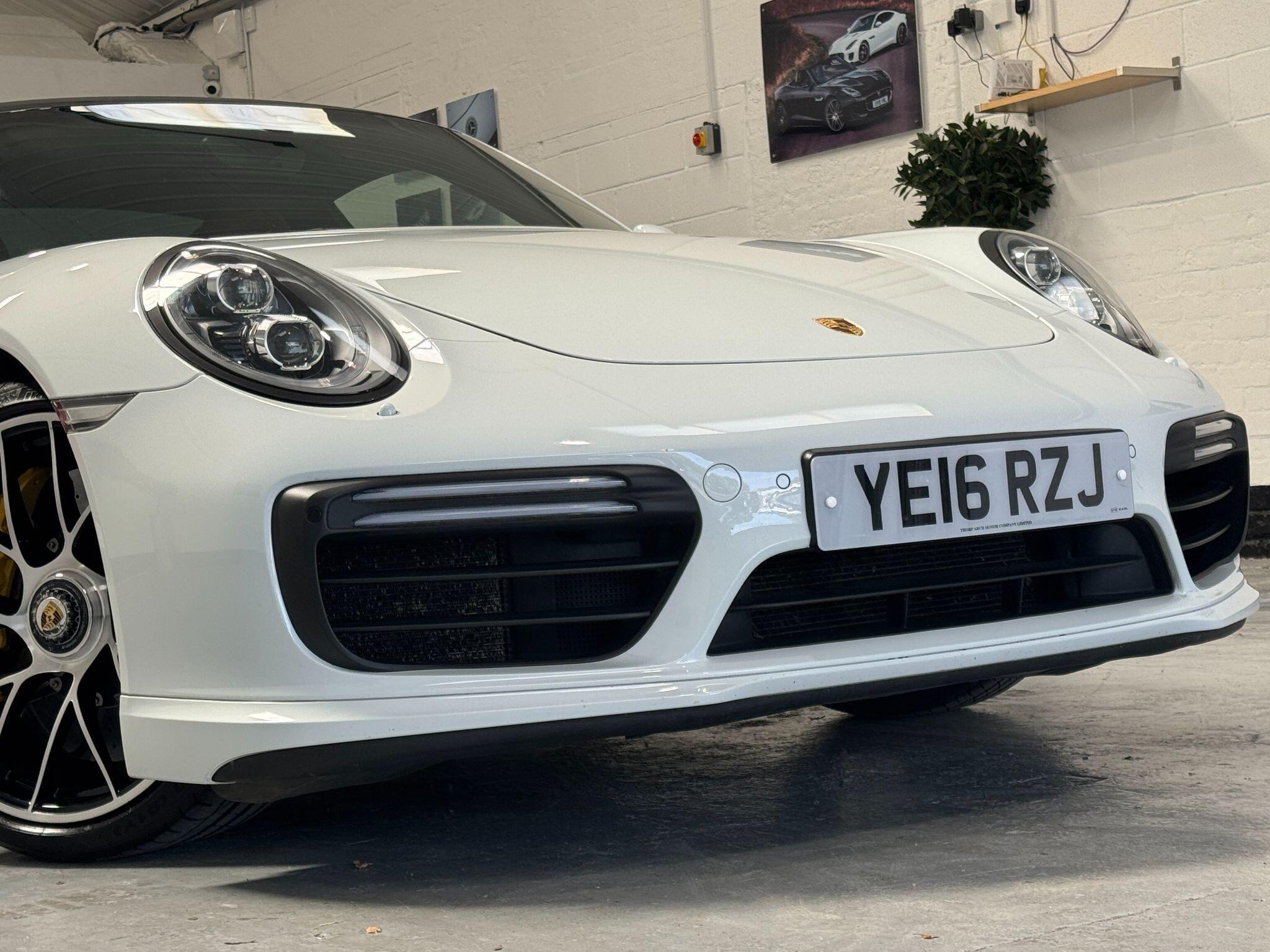 Porsche 911 - Image 92