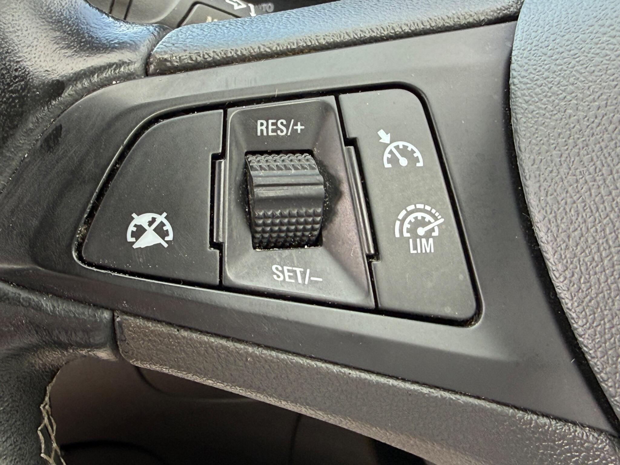 Vauxhall Astra - Image 20