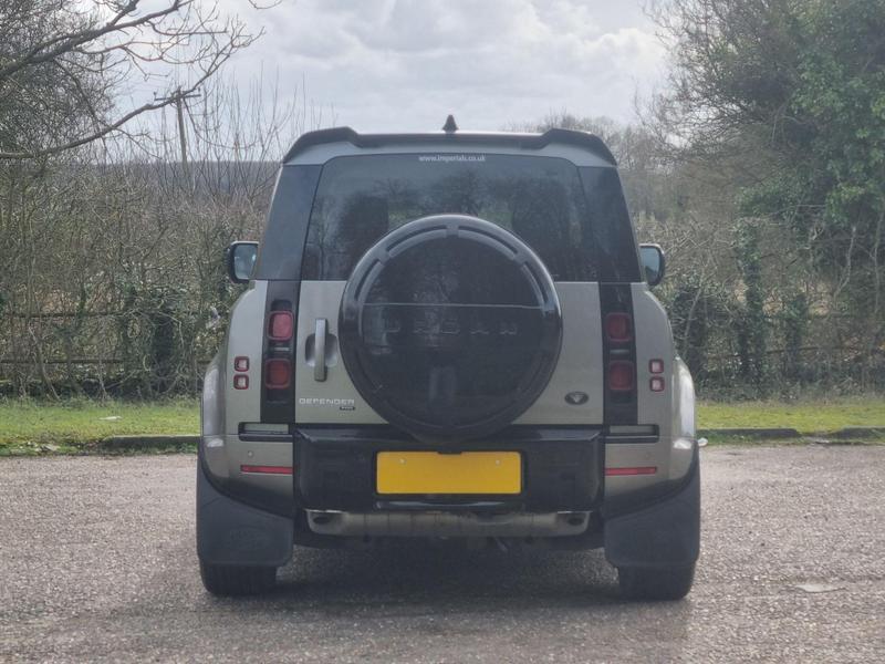 Land Rover Defender 90 - Image 12