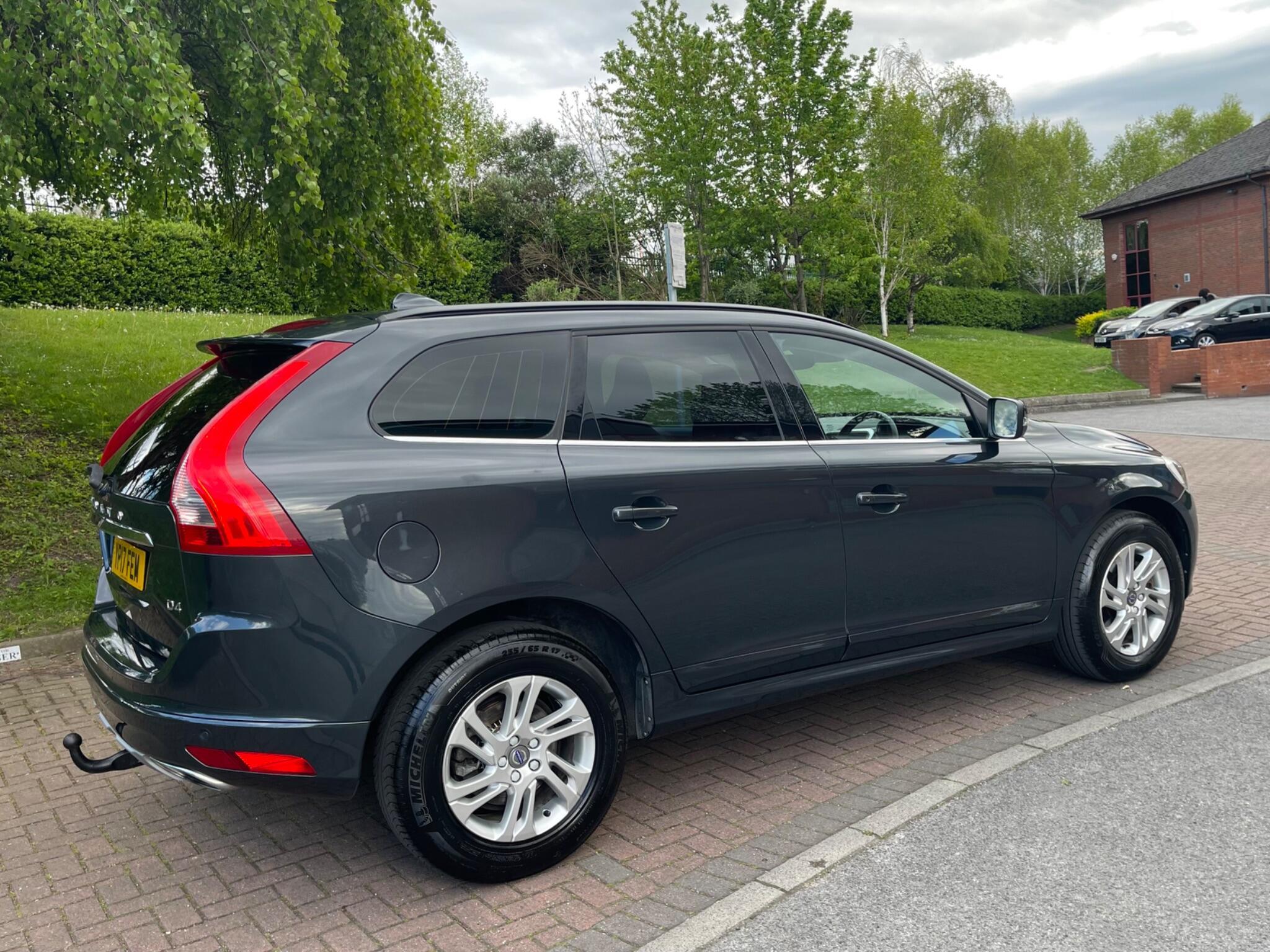 Volvo XC60 - Image 20