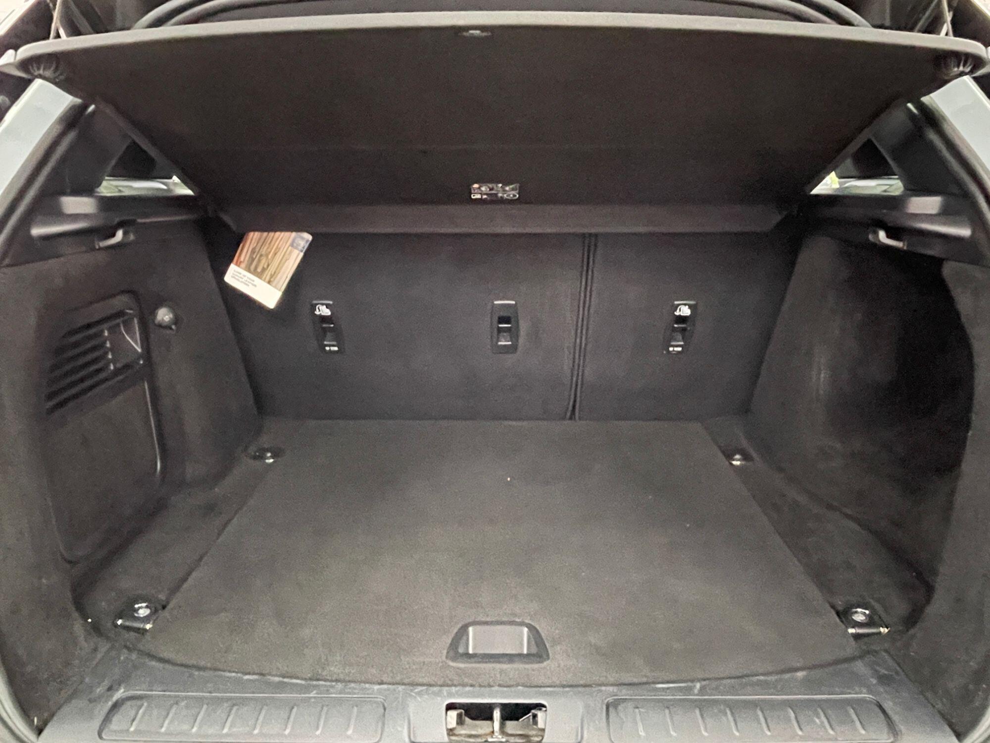 Land Rover Range Rover Evoque - Image 18