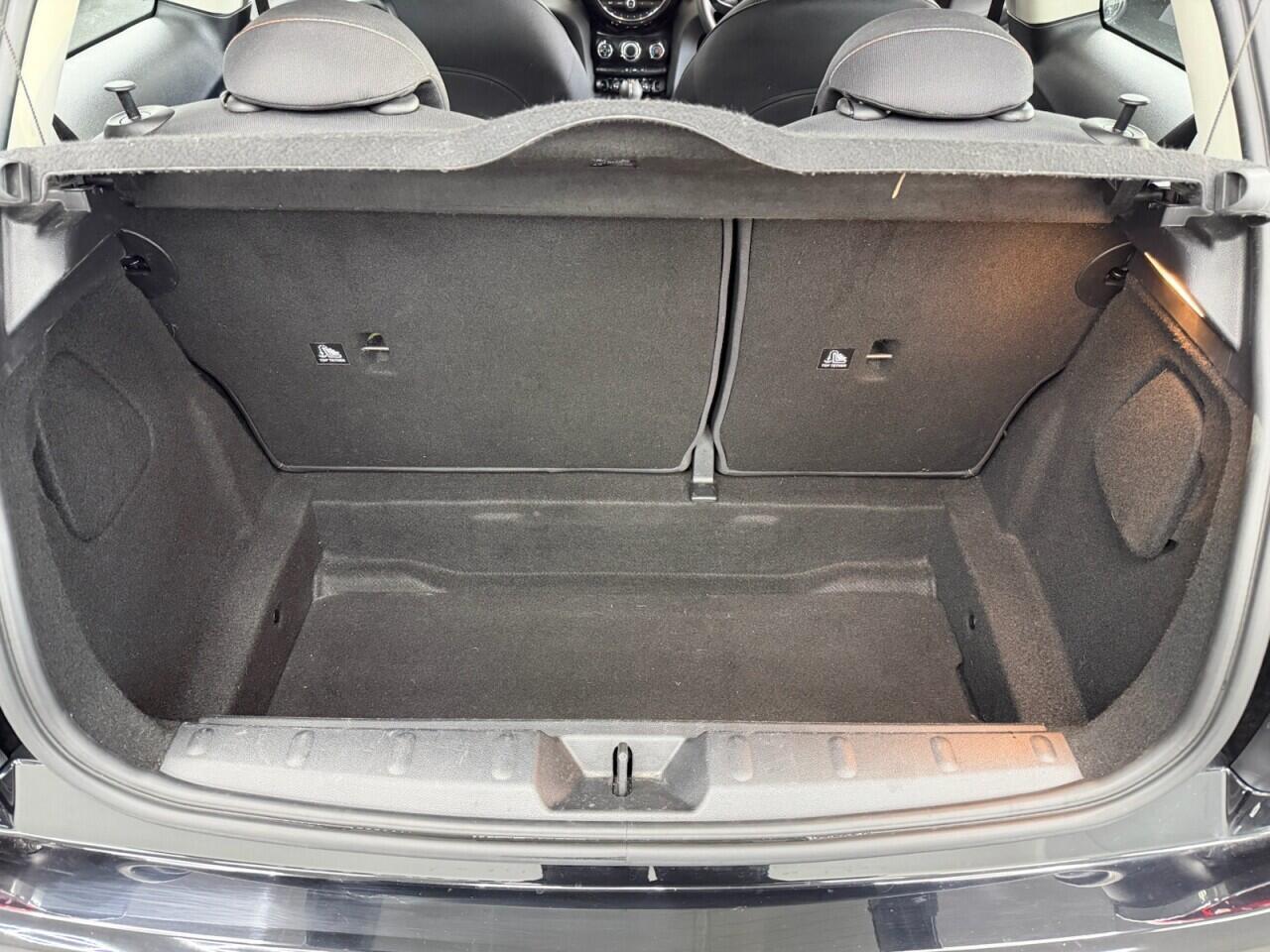 MINI Hatch - Image 18