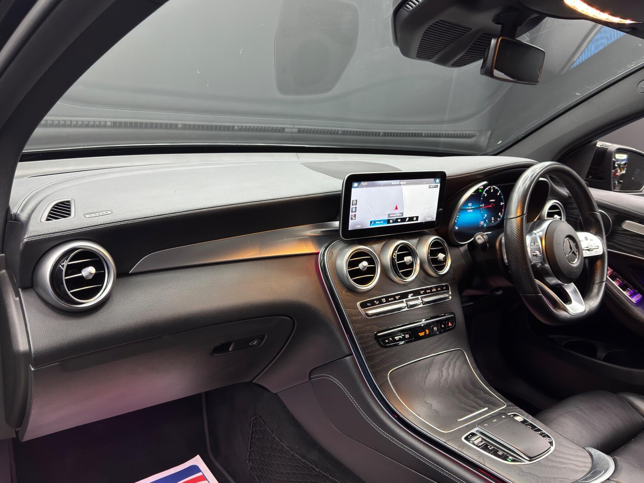 Mercedes GLC - Image 12