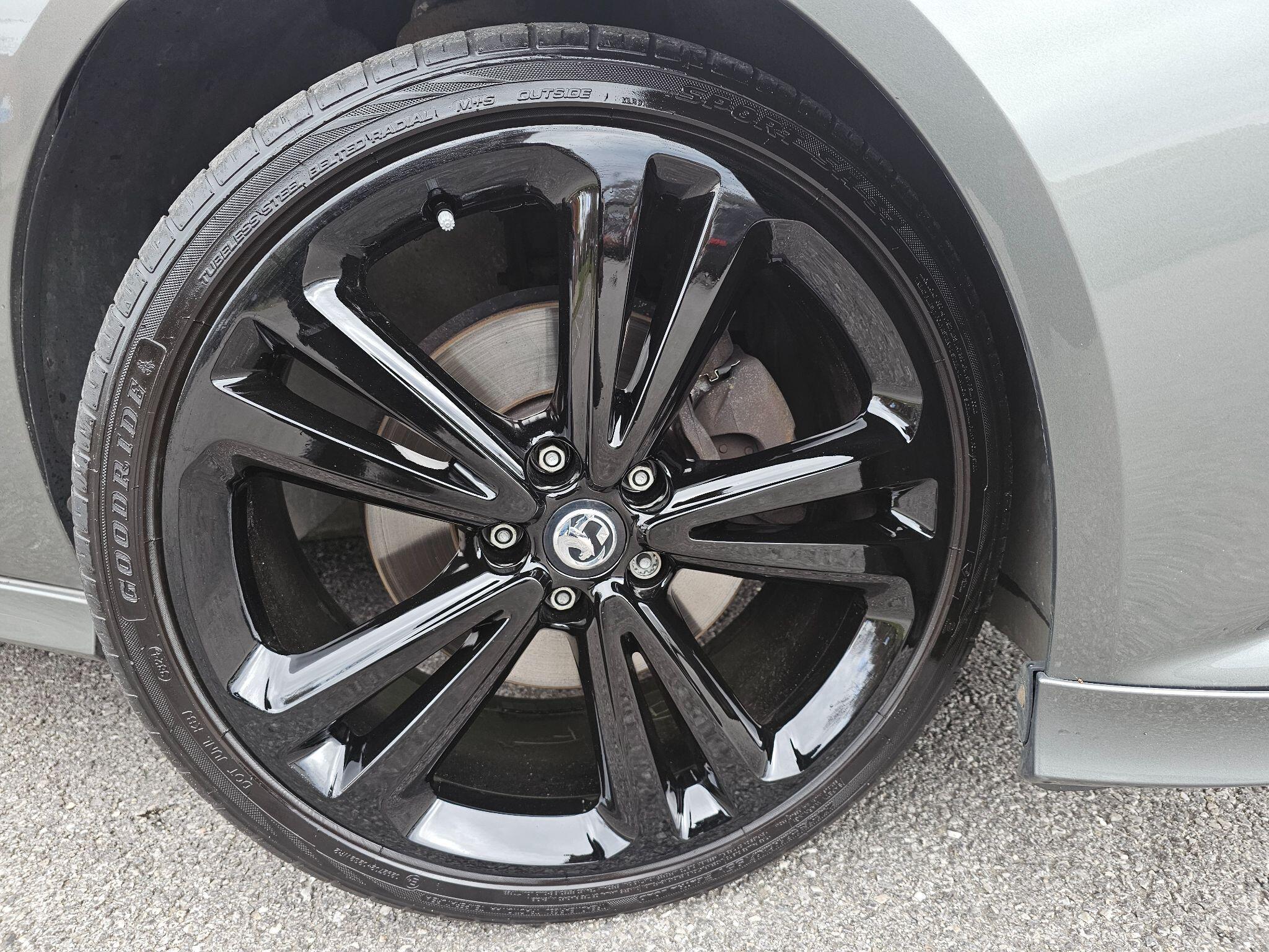 Vauxhall Insignia - Image 28