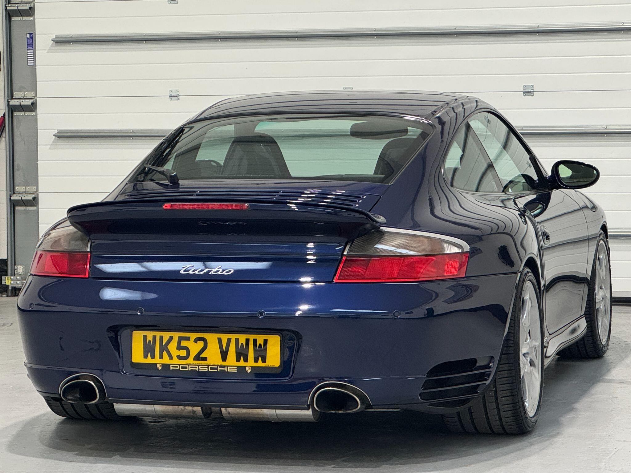 Porsche 911 - Image 12