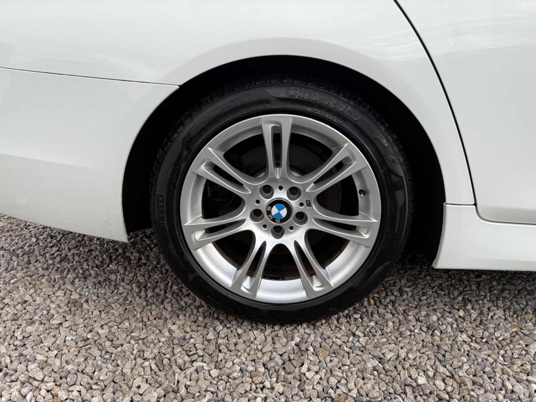 BMW 5 Series - Image 38