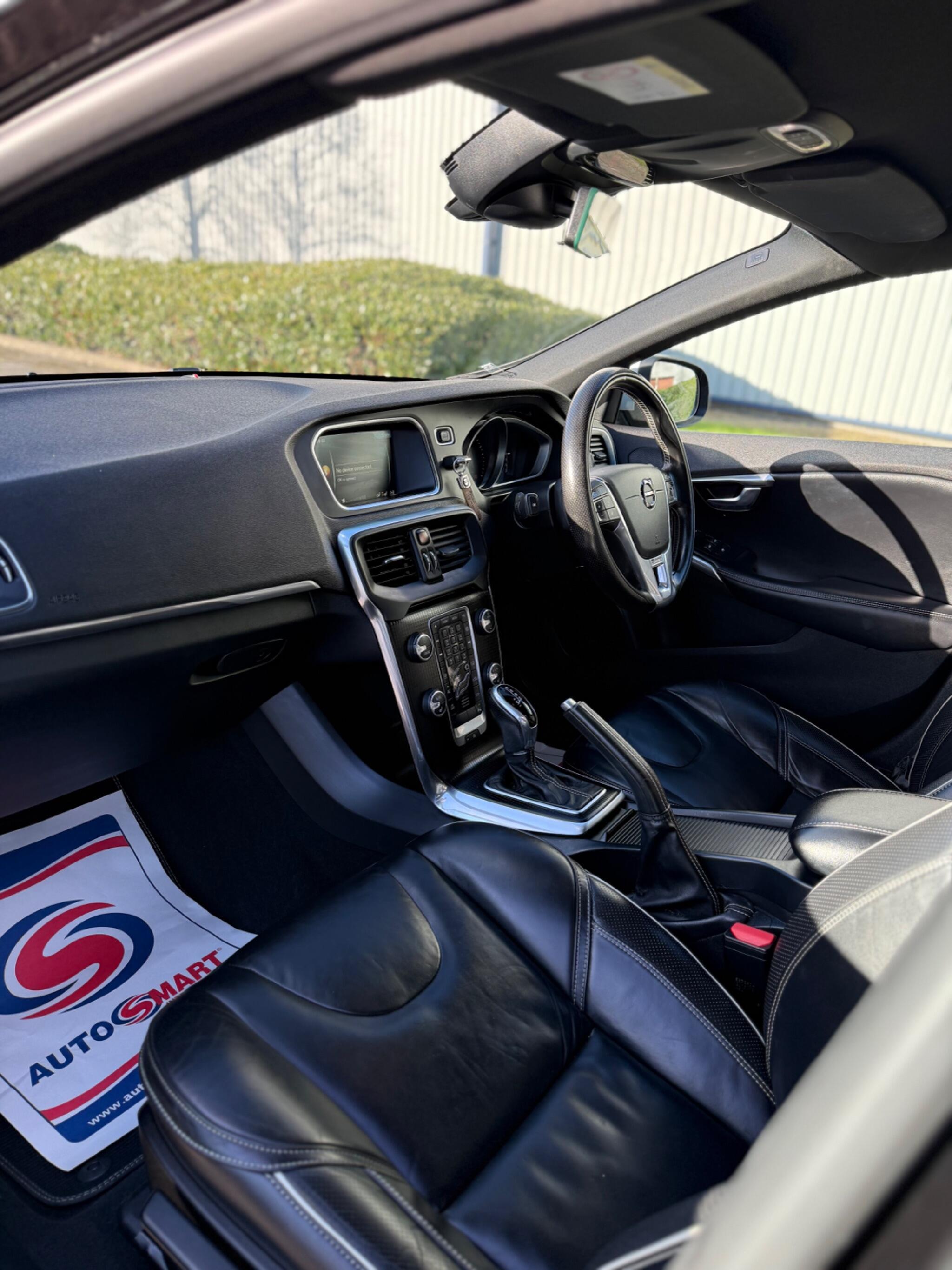 Volvo V40 - Image 24