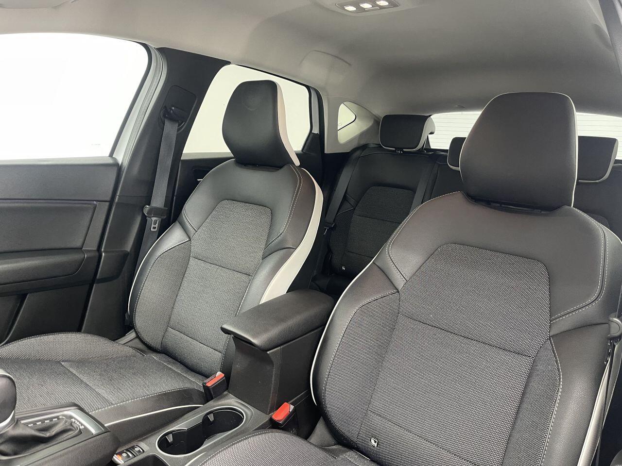 Renault Captur - Image 21