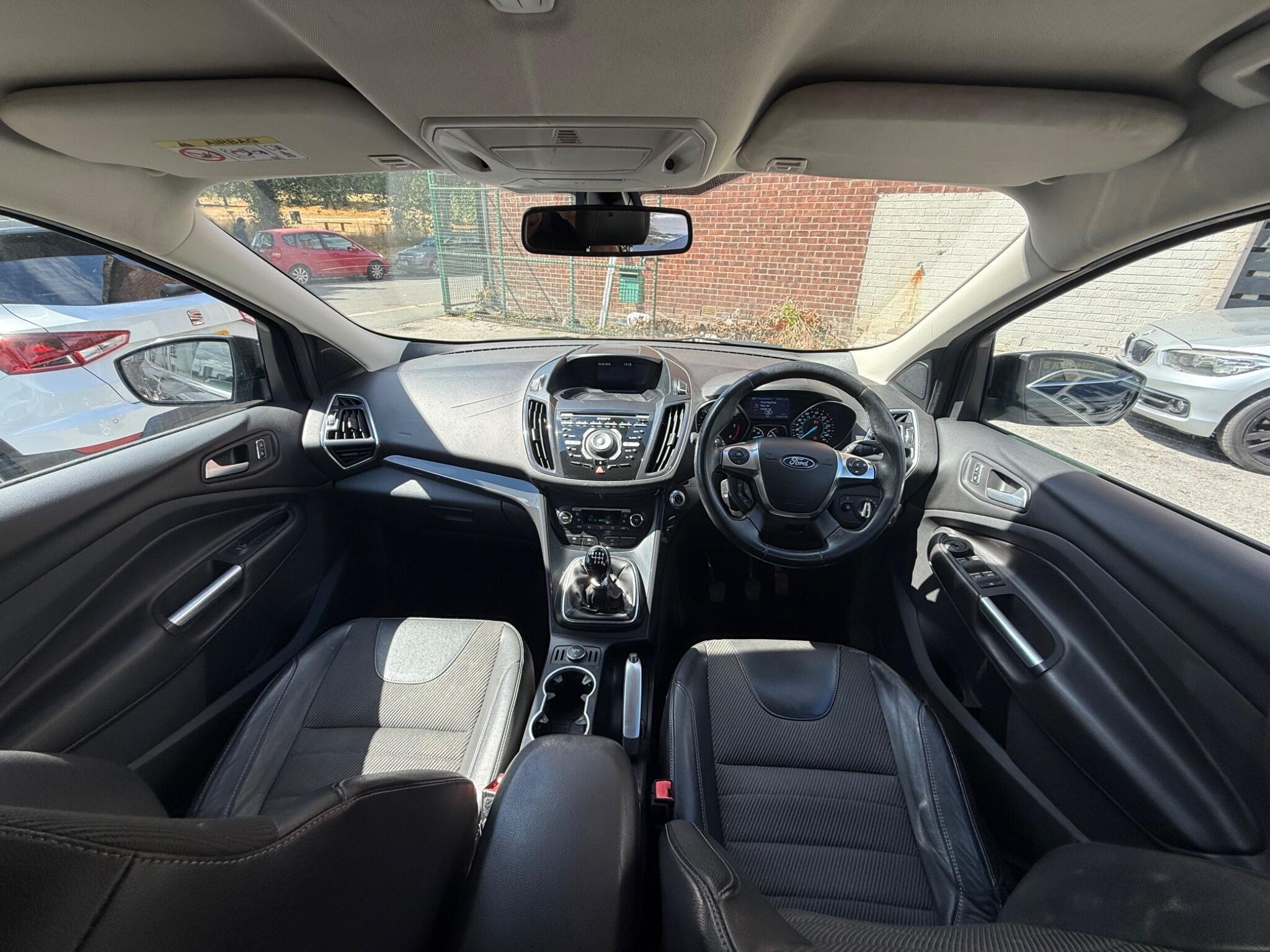 Ford Kuga - Image 13