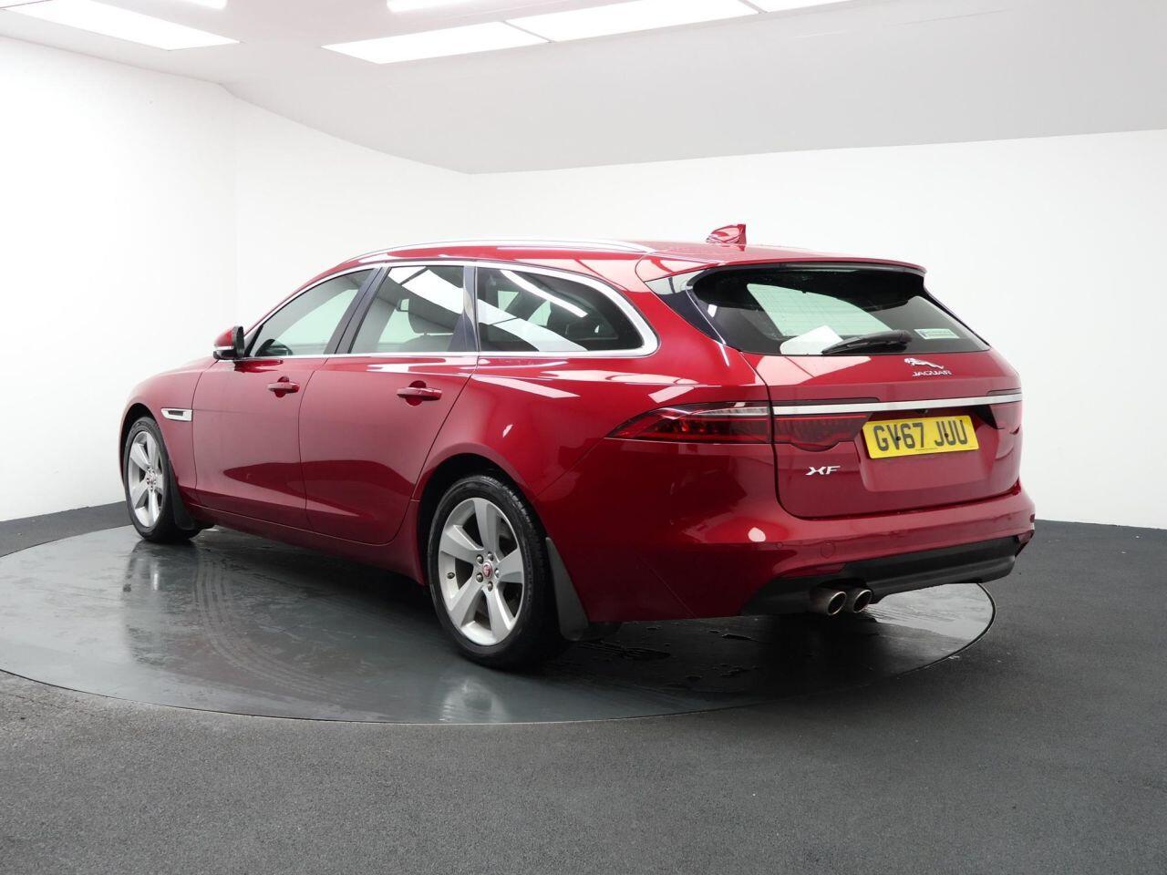 Jaguar XF - Image 4