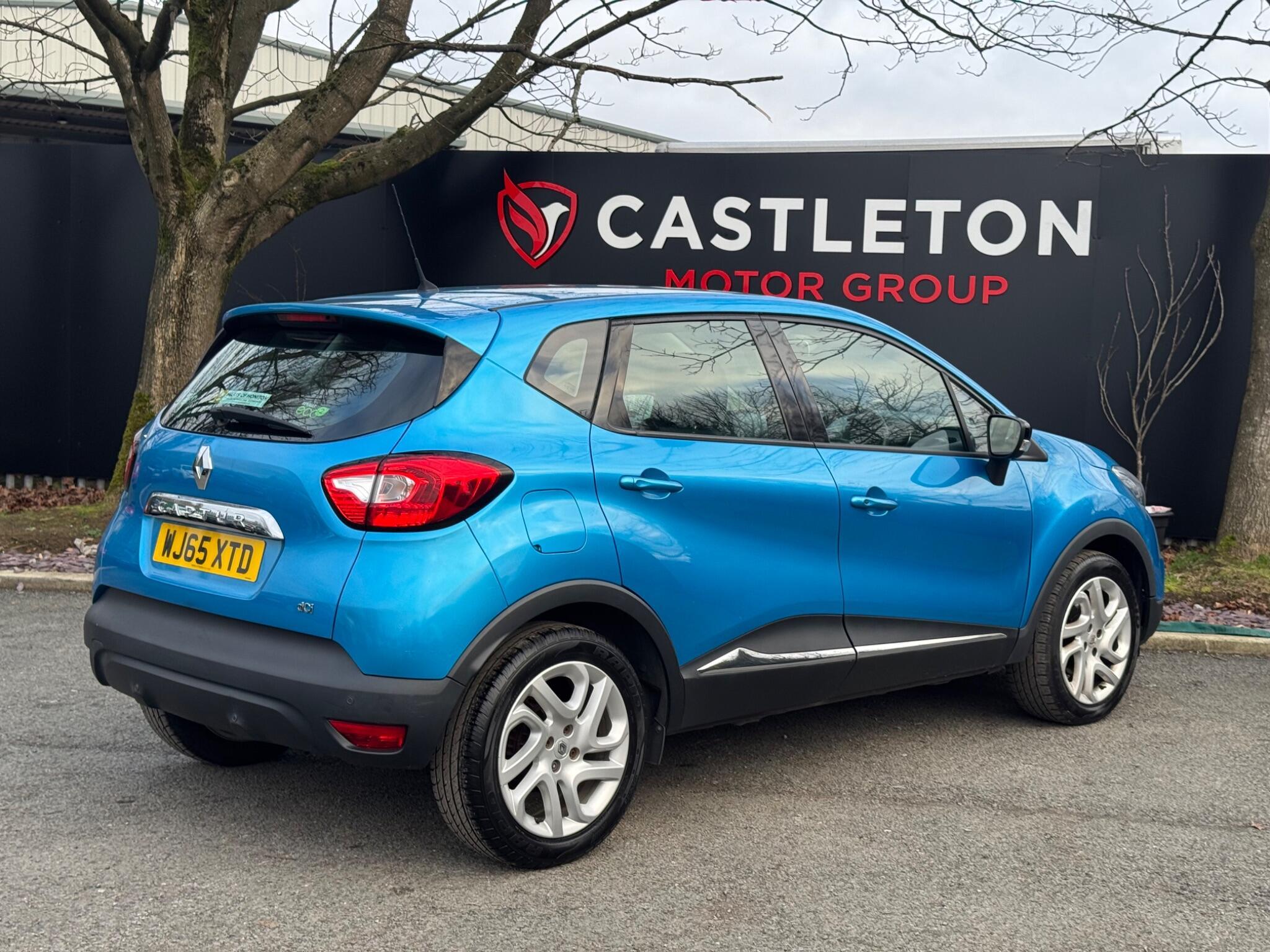 Renault Captur - Image 11