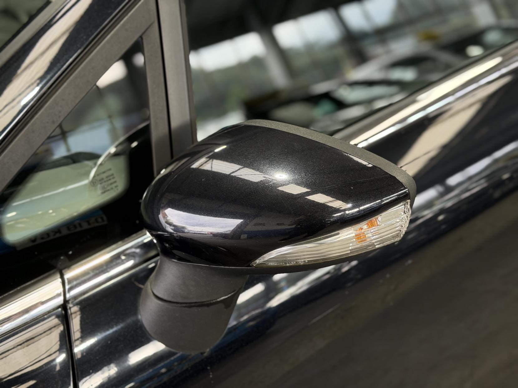 Ford Fiesta - Image 13