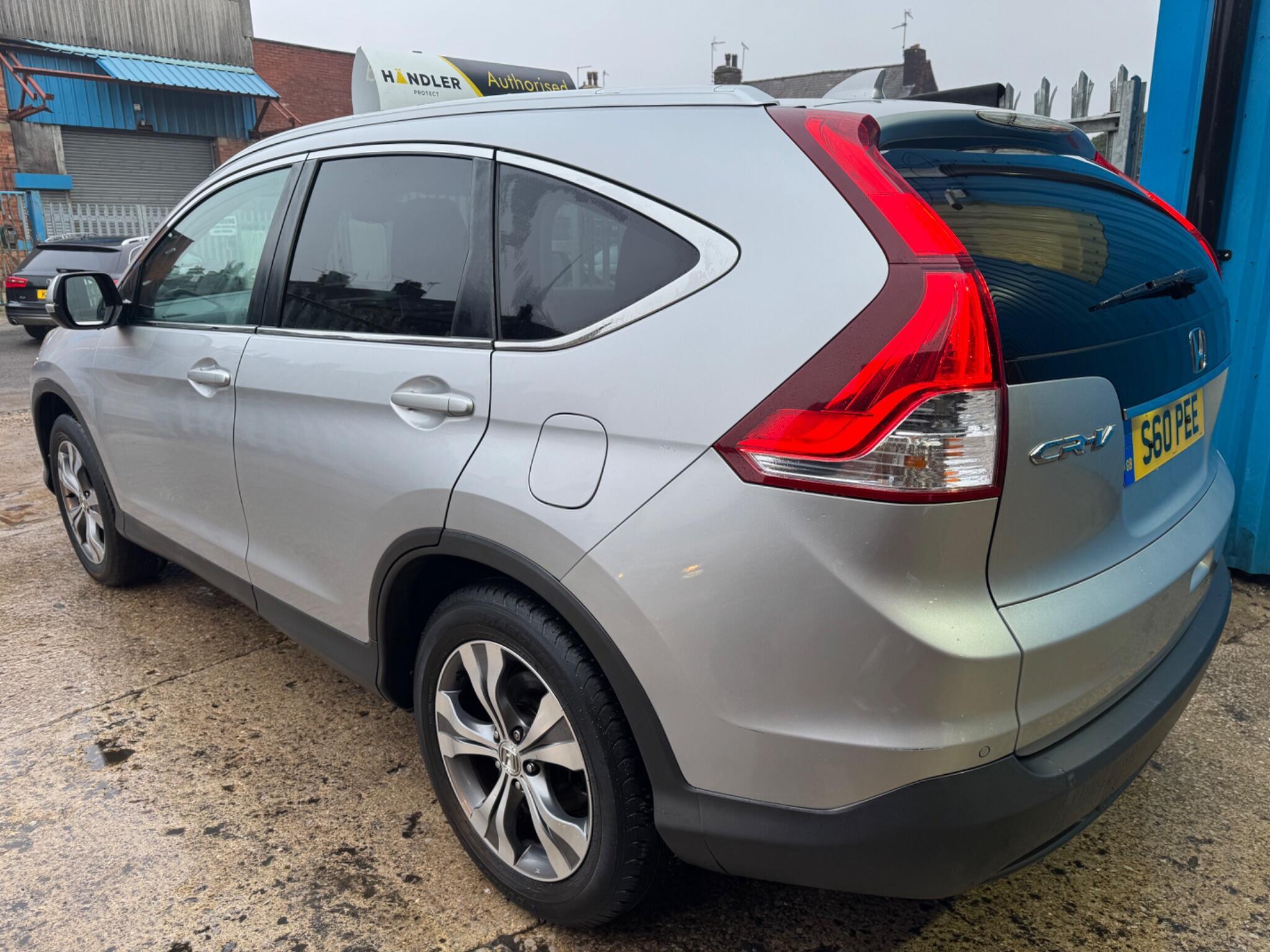 Honda CR-V - Image 11