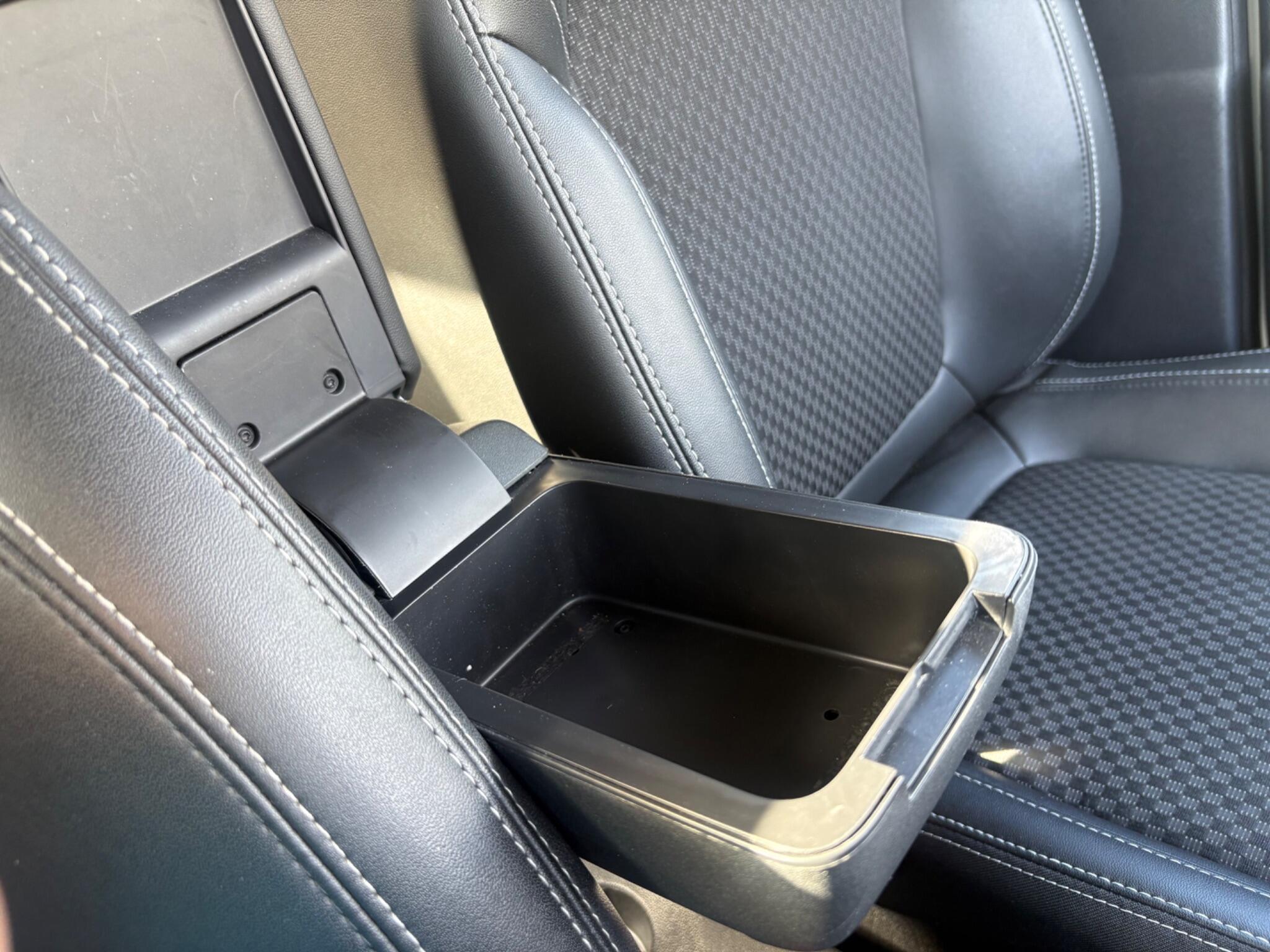 Renault Clio - Image 45