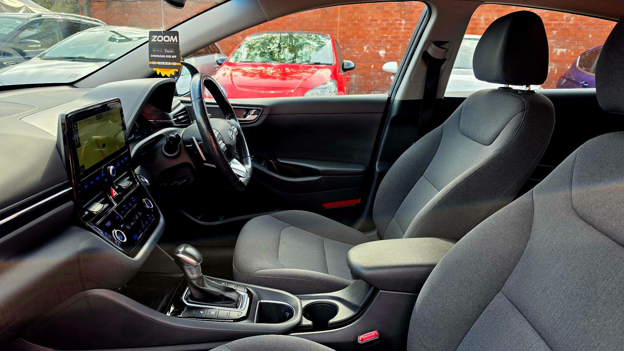 Hyundai Ioniq - Image 14