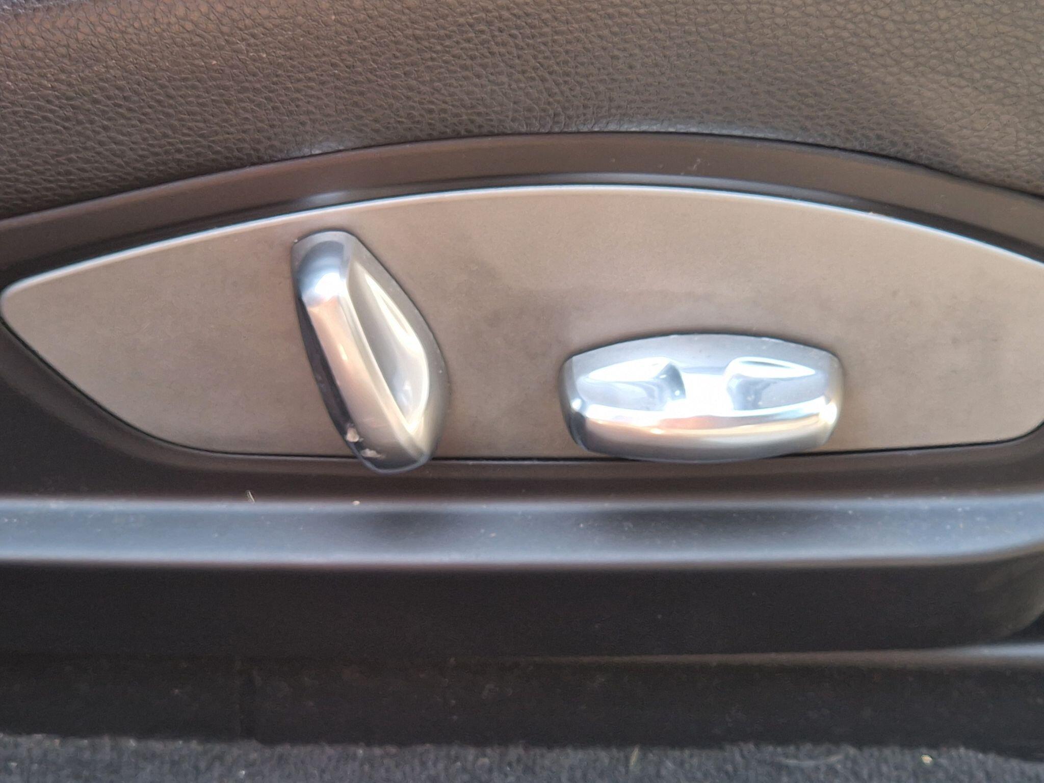 Porsche Panamera - Image 10