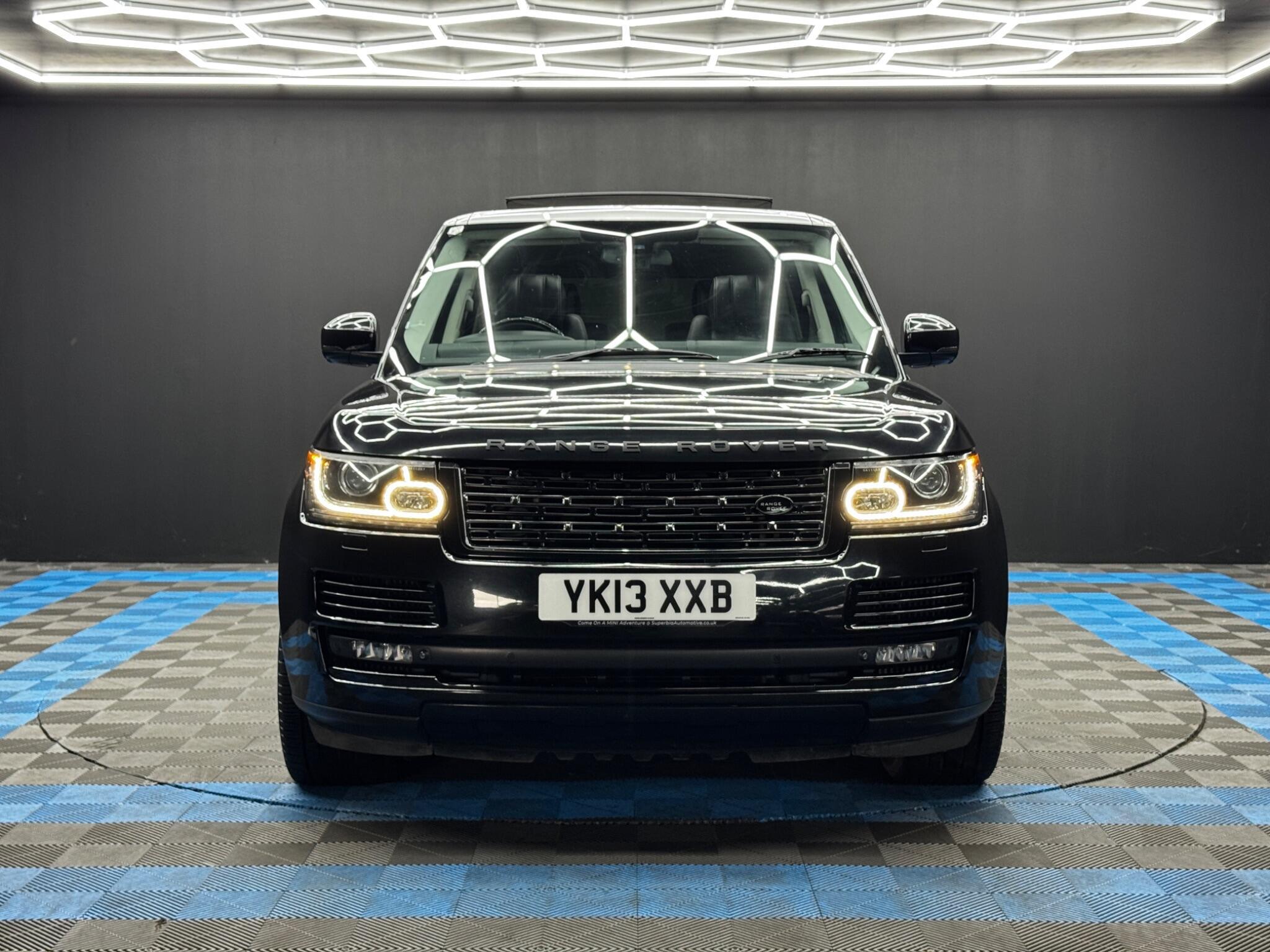 Land Rover Range Rover - Image 2