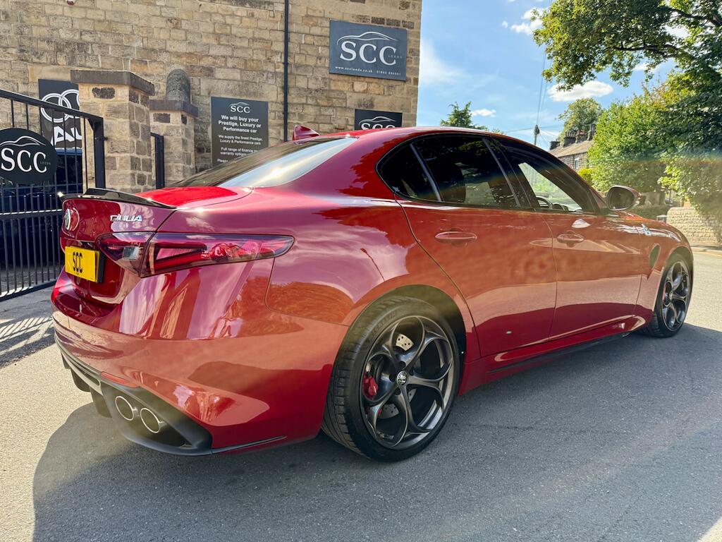 Alfa Romeo Giulia - Image 10