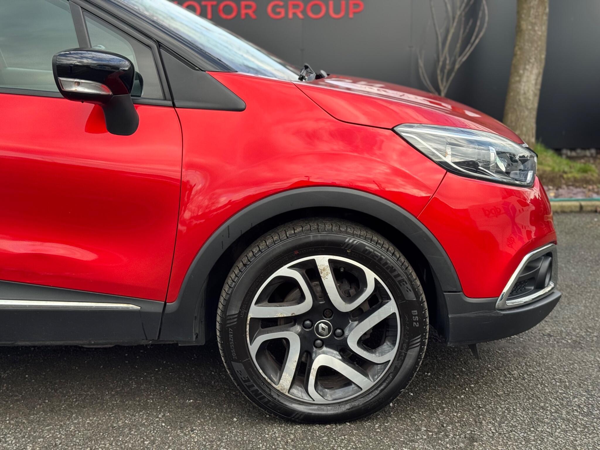Renault Captur - Image 28