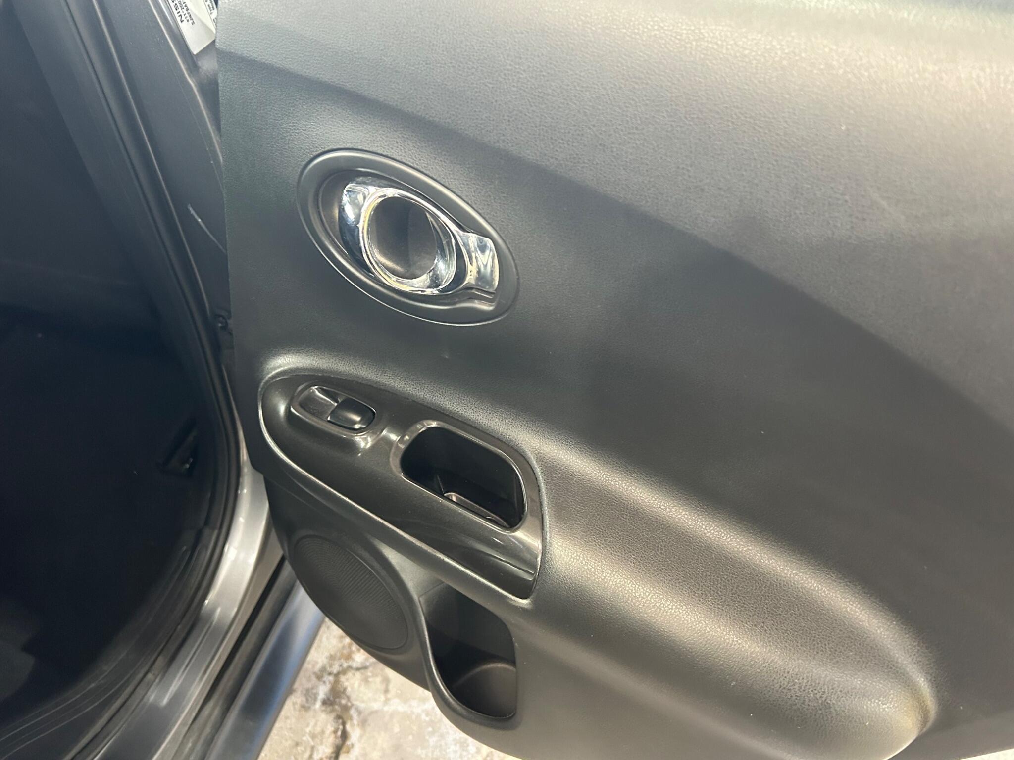 Nissan Juke - Image 21