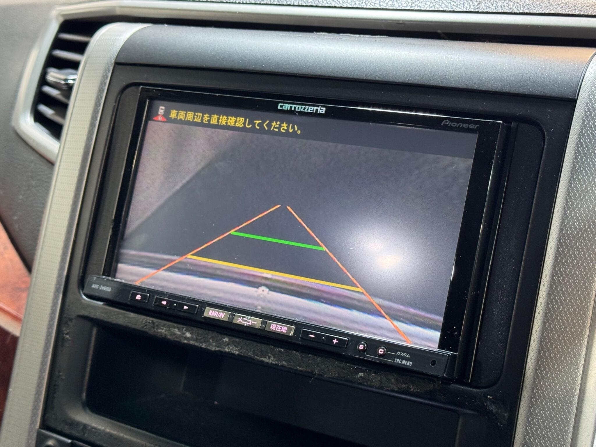 Toyota Vellfire - Image 14