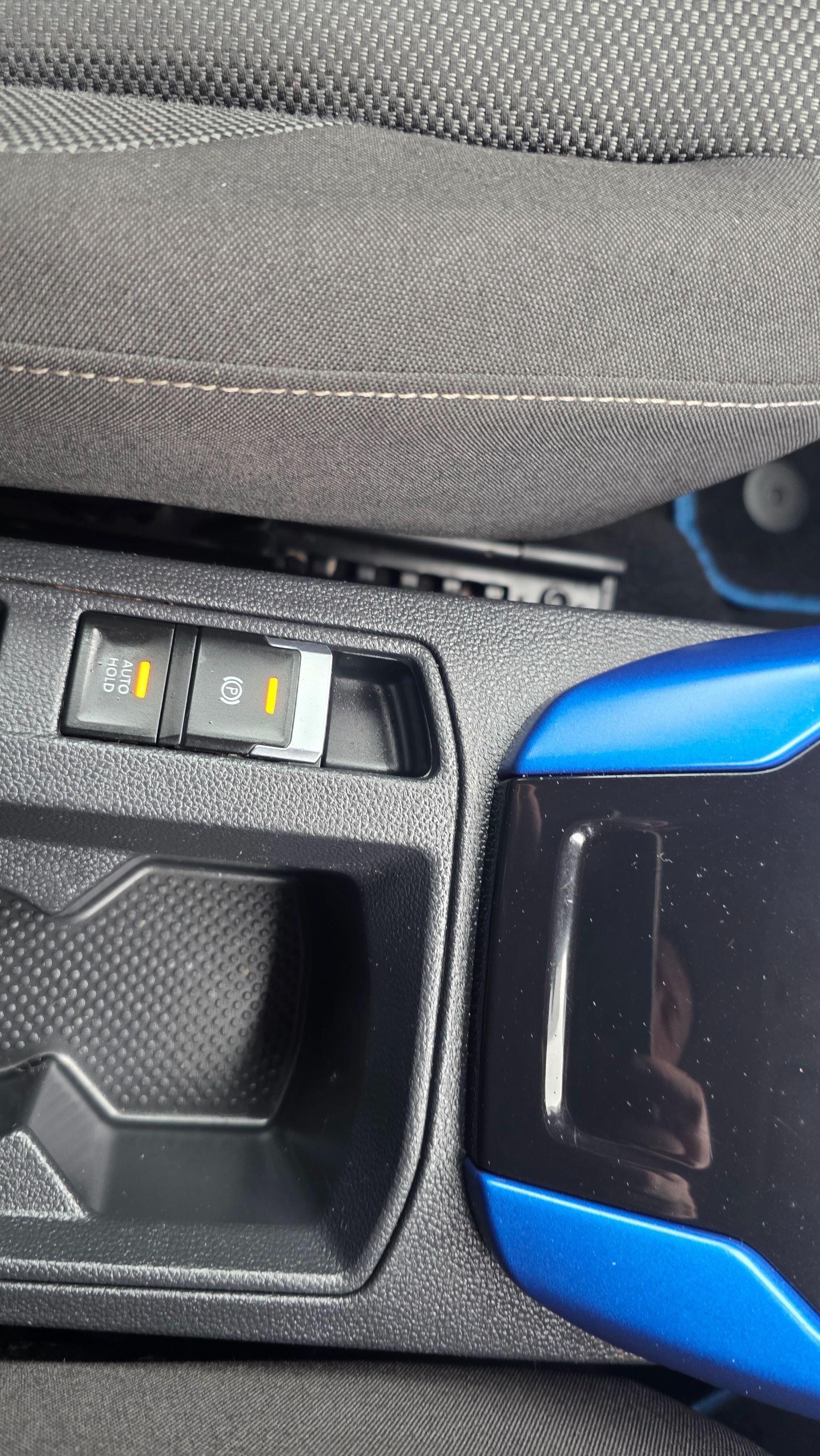 Volkswagen T-Roc - Image 41