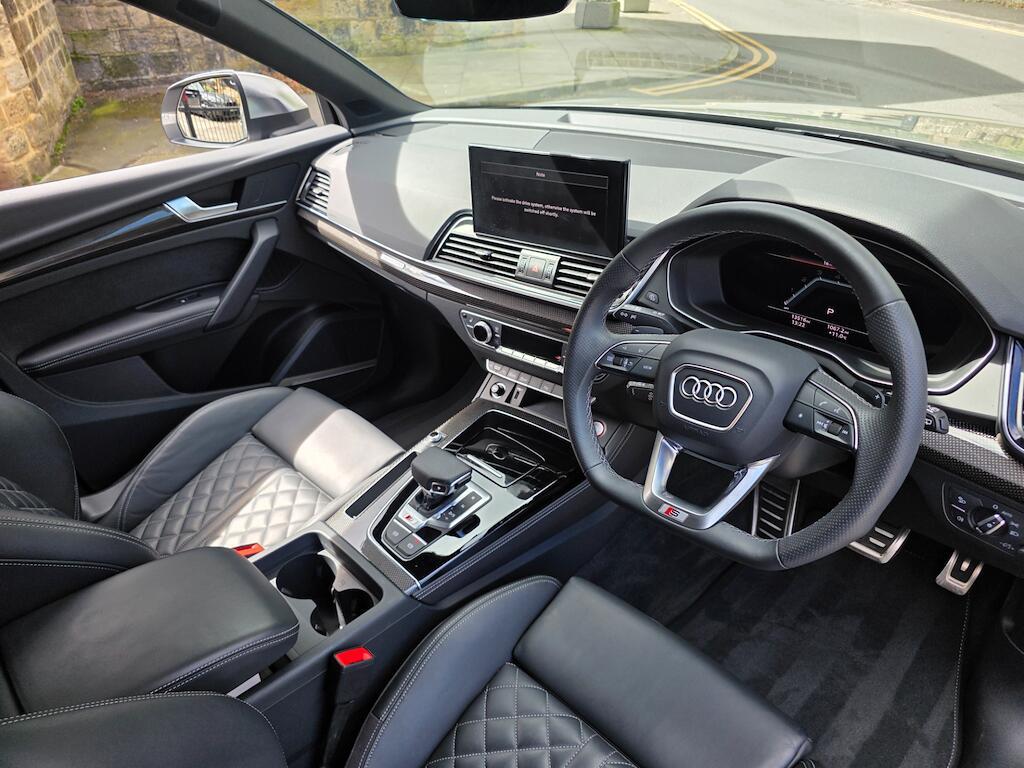 Audi SQ5 - Image 33