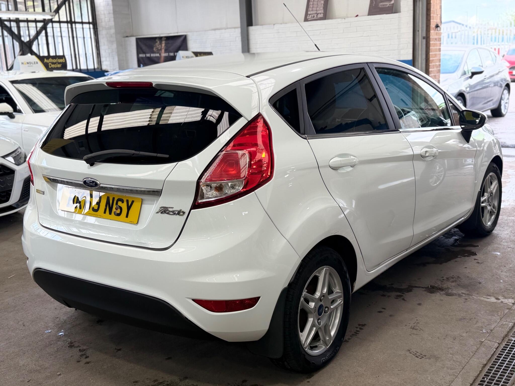 Ford Fiesta - Image 5