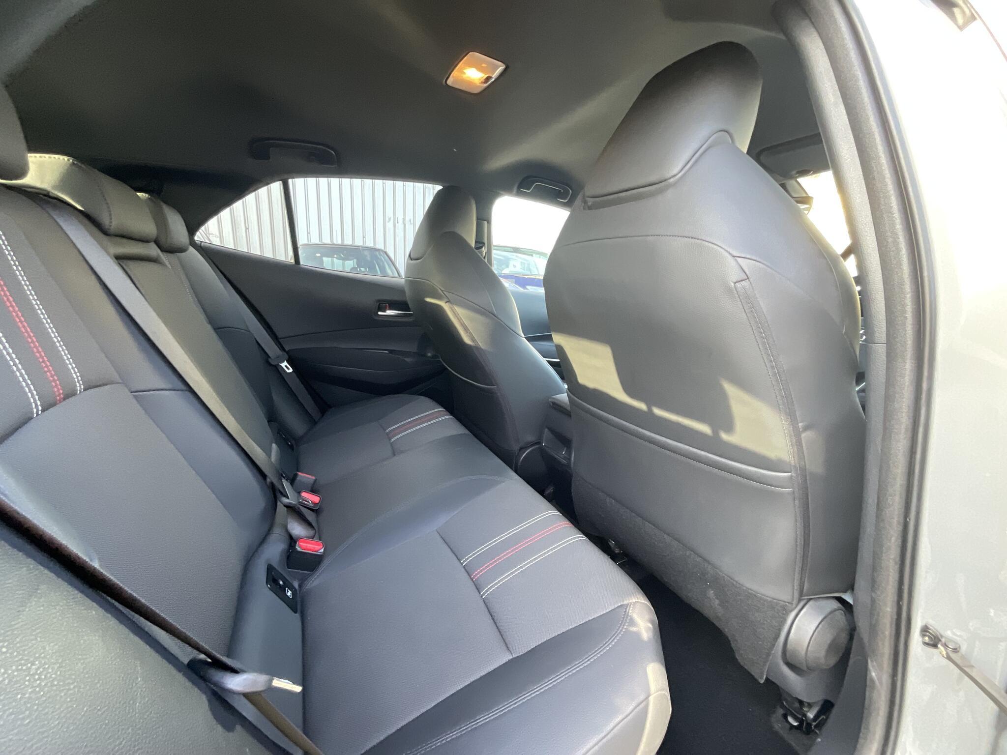 Toyota Corolla - Image 5