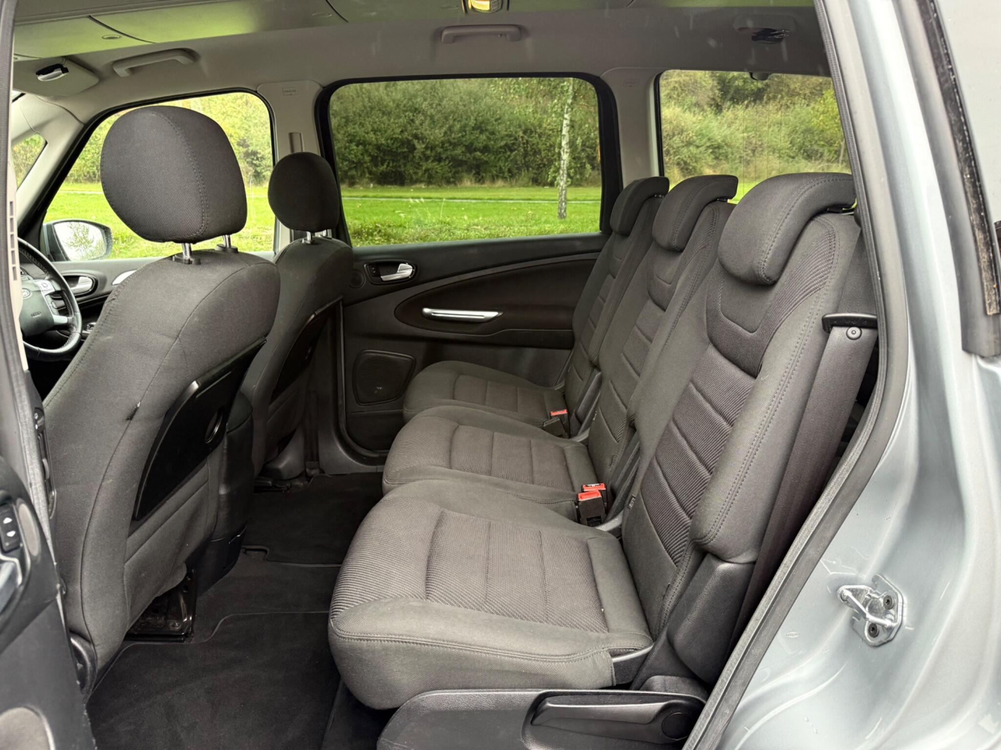 Ford Galaxy - Image 10