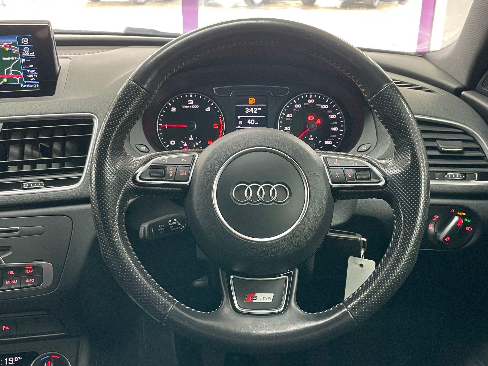 Audi Q3 - Image 35