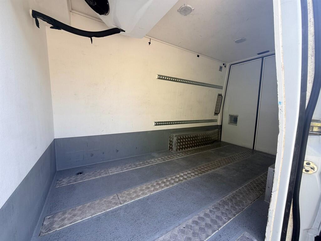 Mercedes Sprinter - Image 13