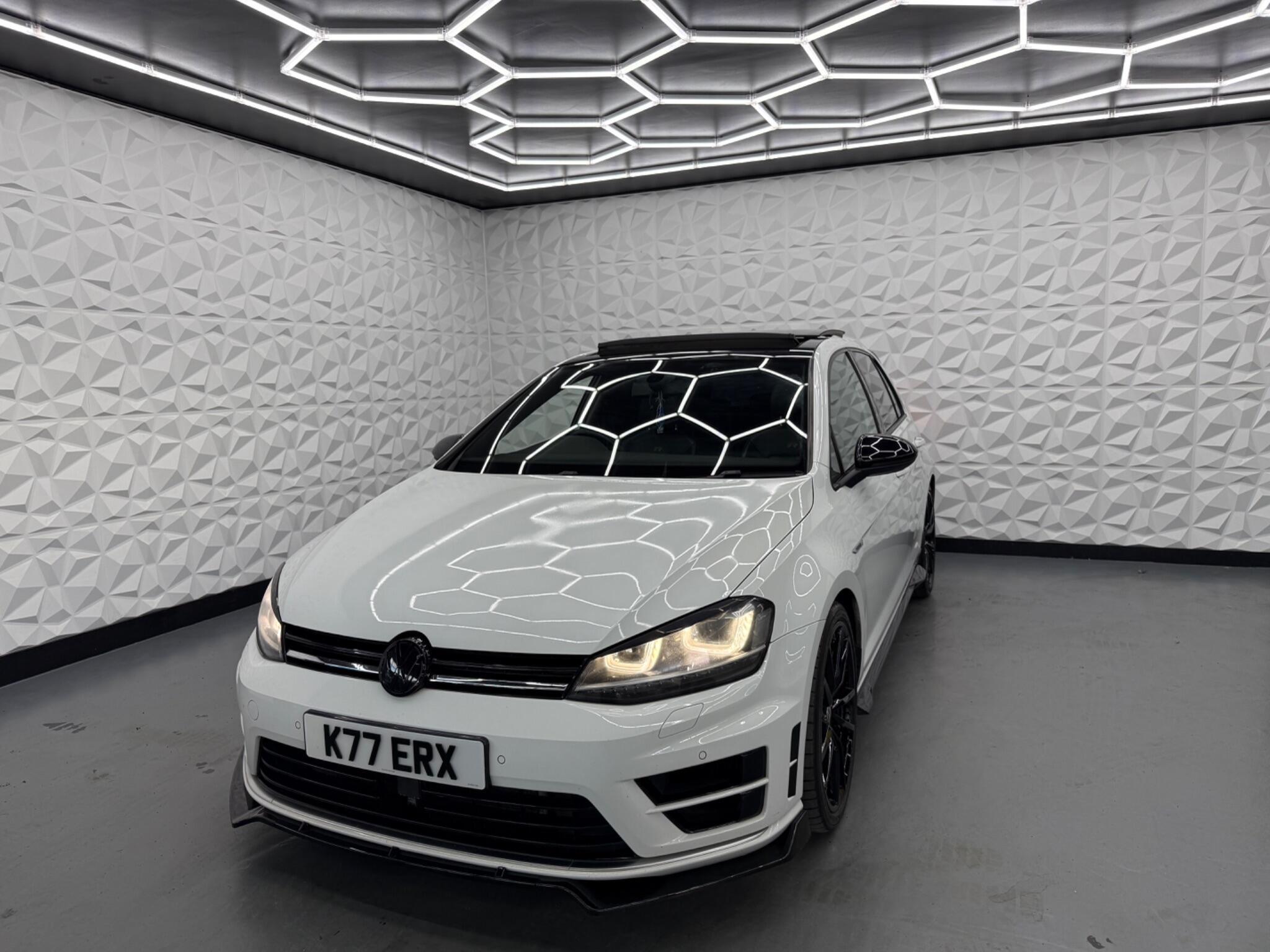 Volkswagen Golf - Image 7