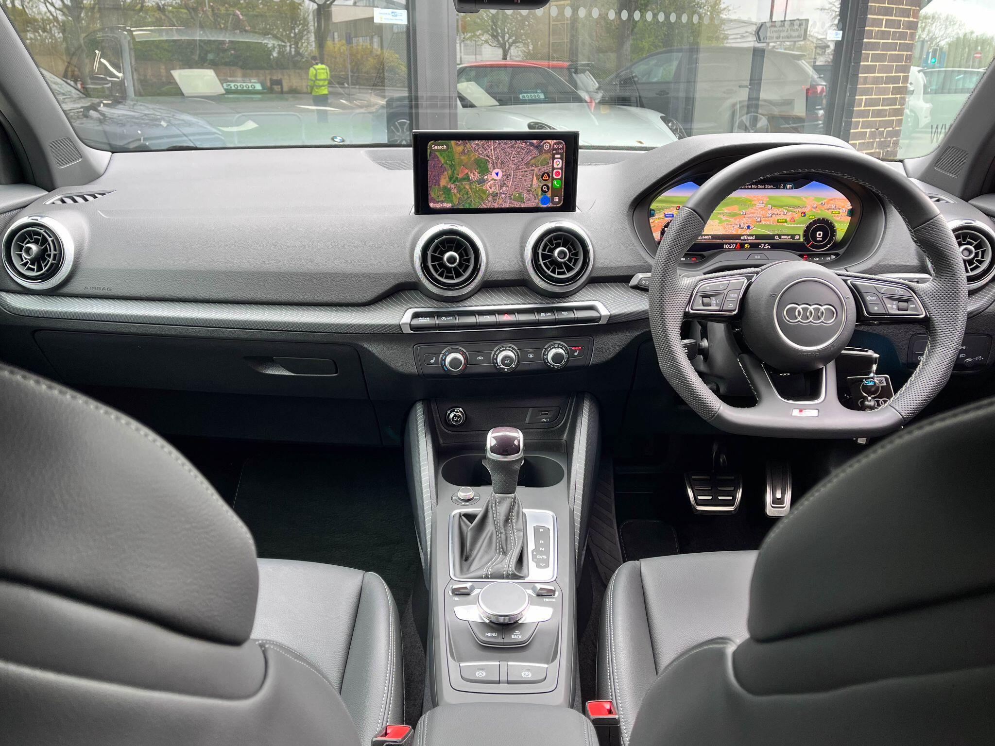 Audi Q2 - Image 9