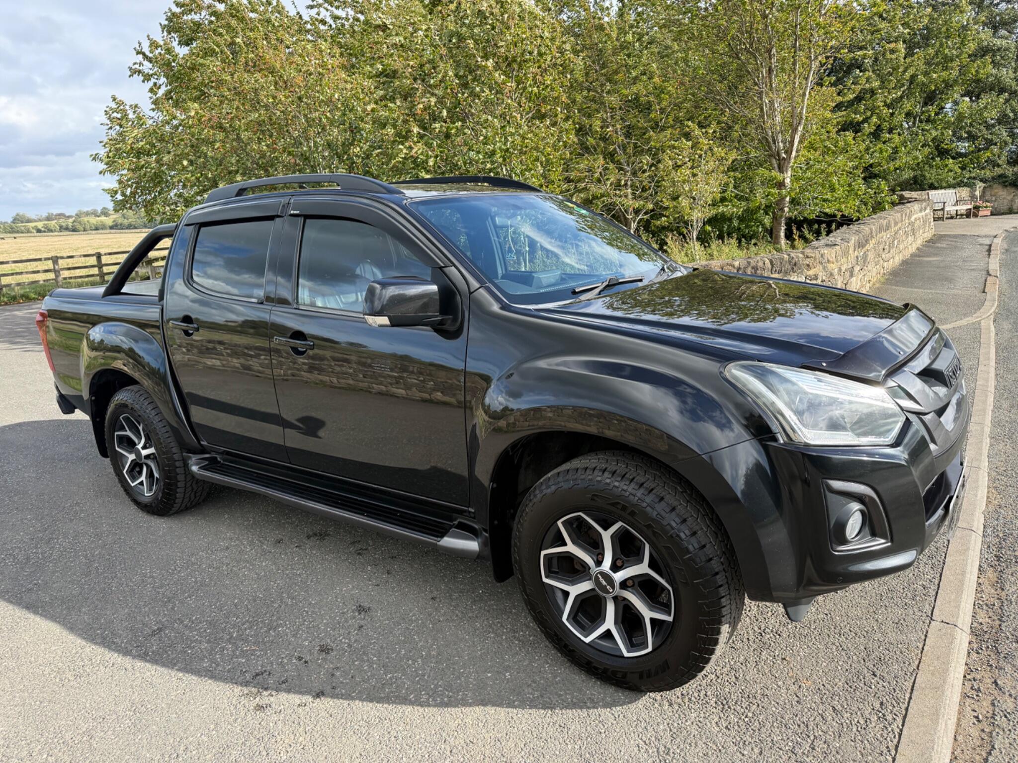 Isuzu D-MAX - Image 5