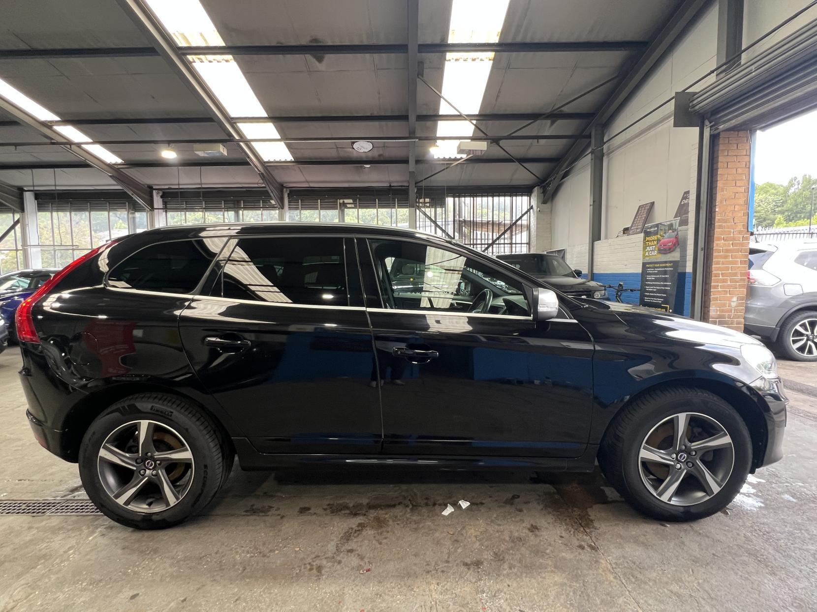 Volvo XC60 - Image 6