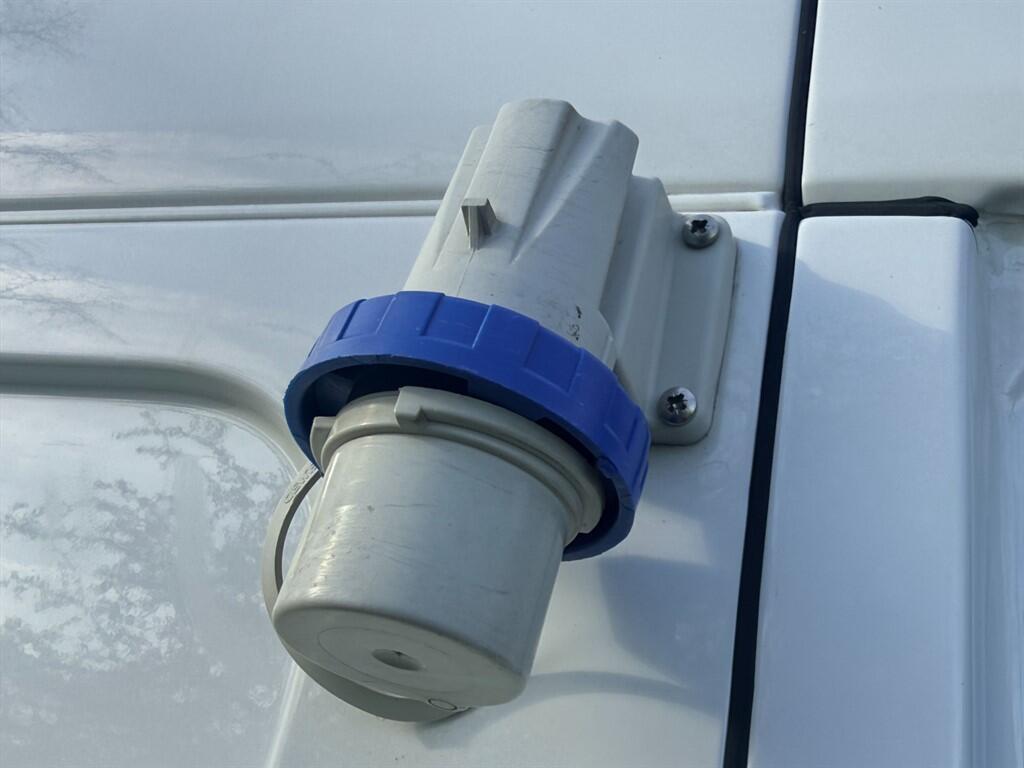 Mercedes Sprinter - Image 23