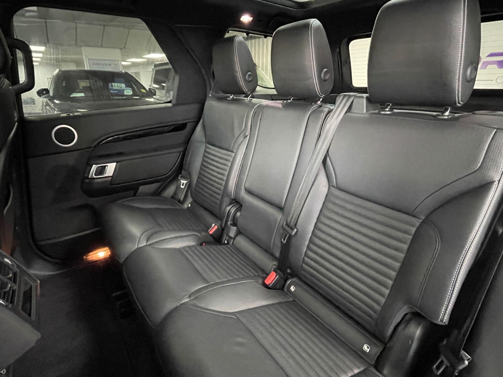 Land Rover Discovery - Image 28