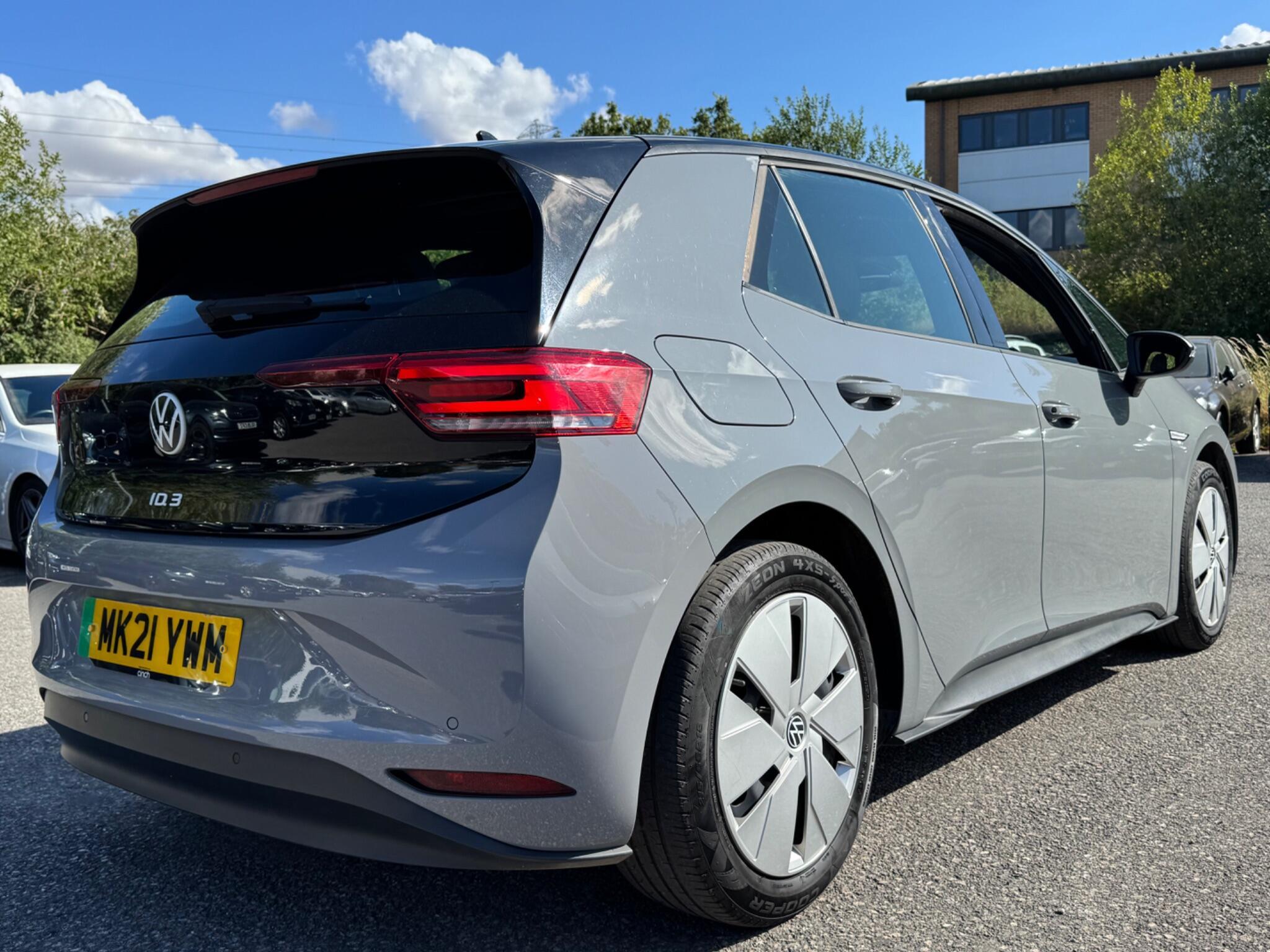 Volkswagen ID.3 - Image 18