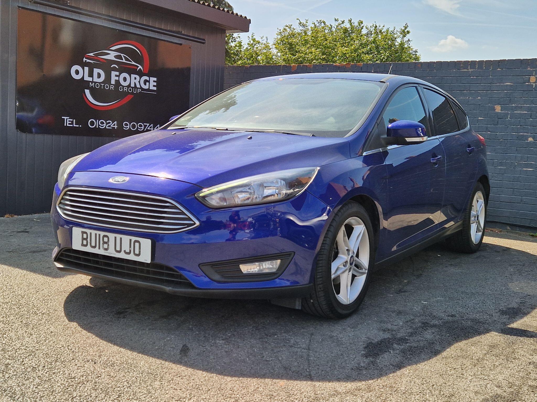 Ford Focus - Image 18