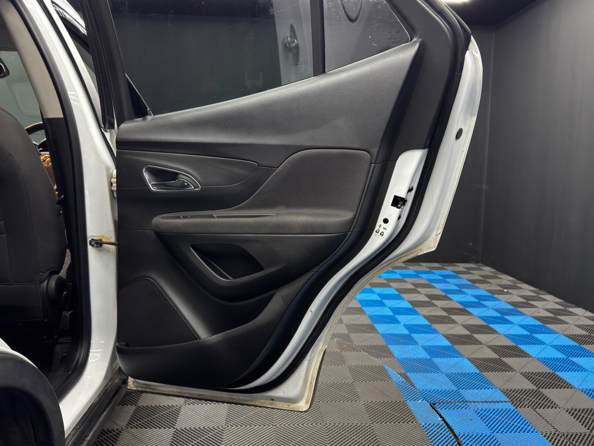 Vauxhall Mokka - Image 35