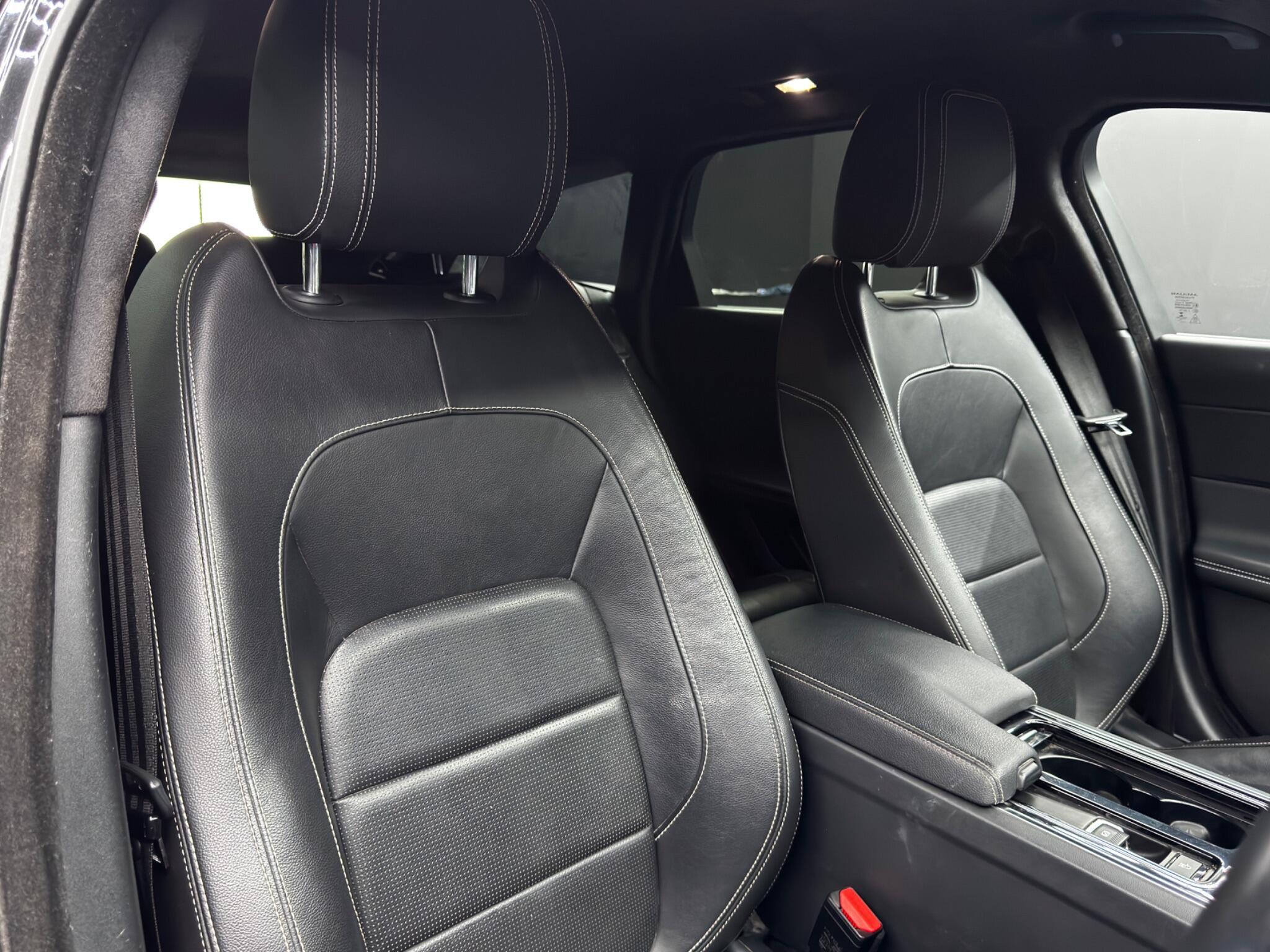 Jaguar XF - Image 12
