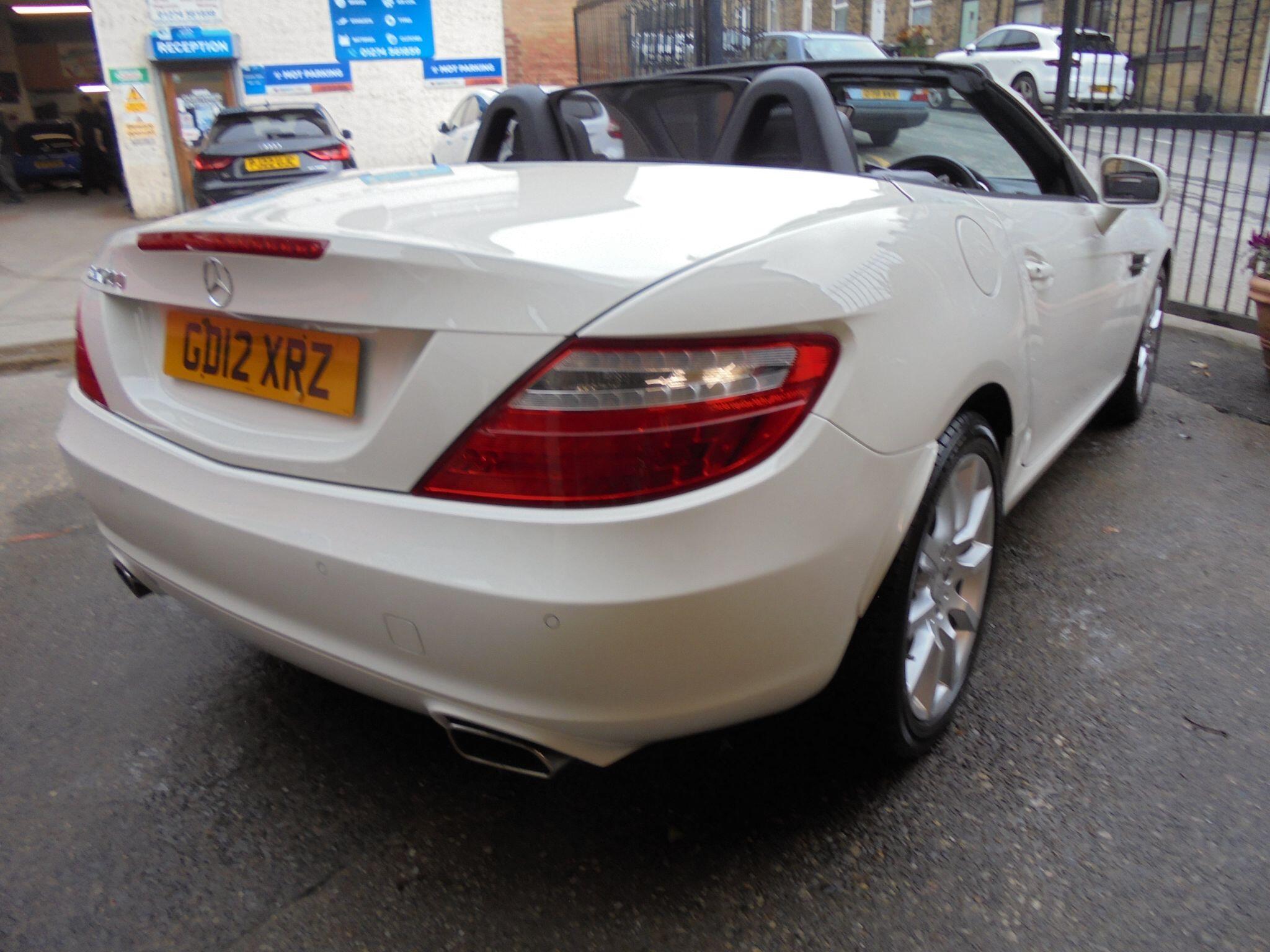 Mercedes SLK - Image 8
