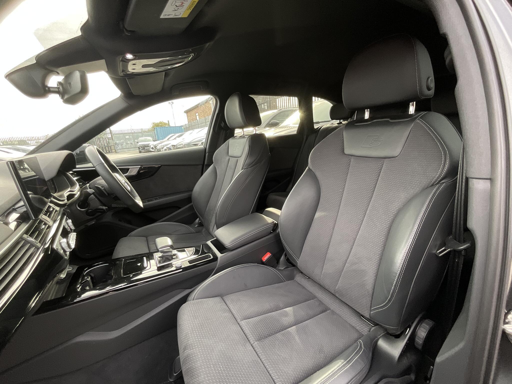 Audi A4 - Image 18